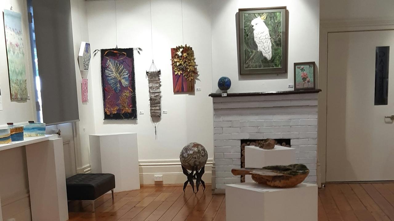 St. Arnaud Art Gallery - Raillery Hub