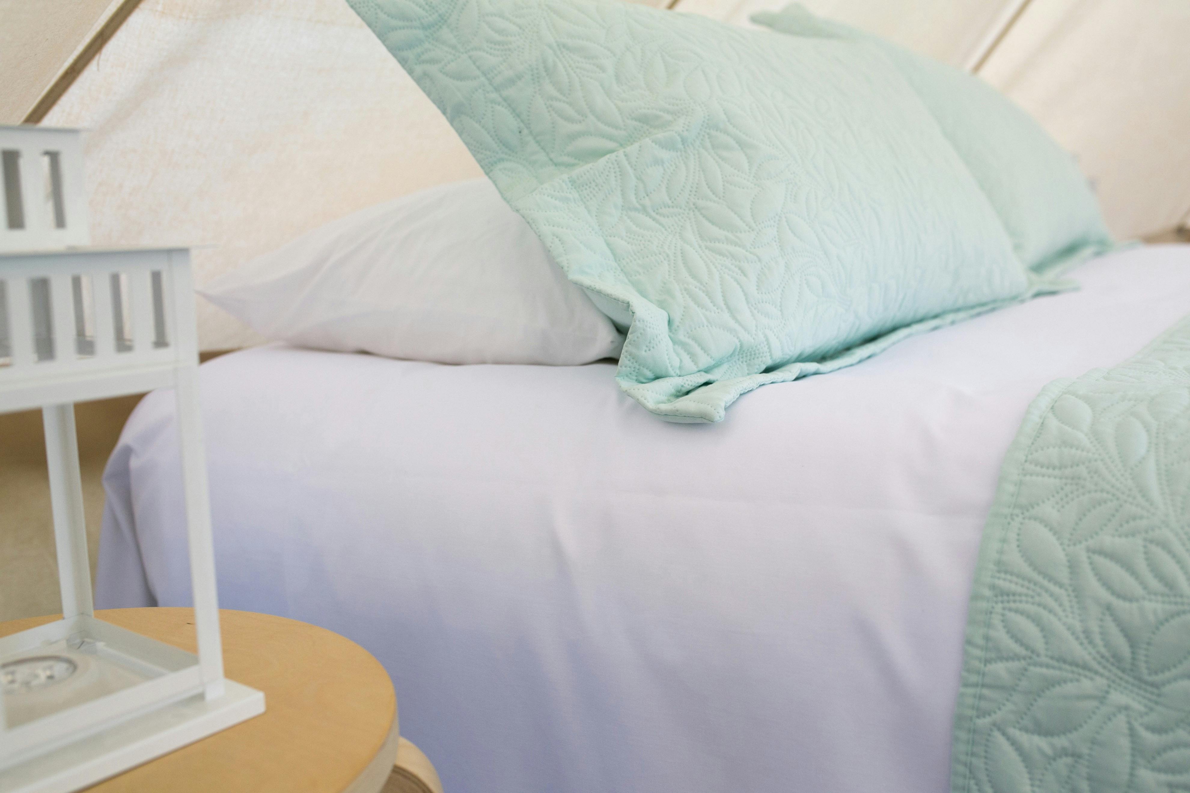 Crisp White Hotel Linen