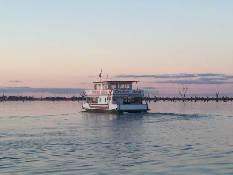 MV Paradise Queen