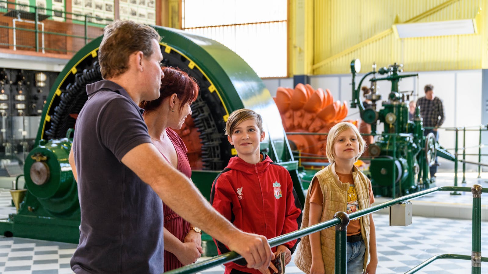 Family visit to Waddamana Power Station
