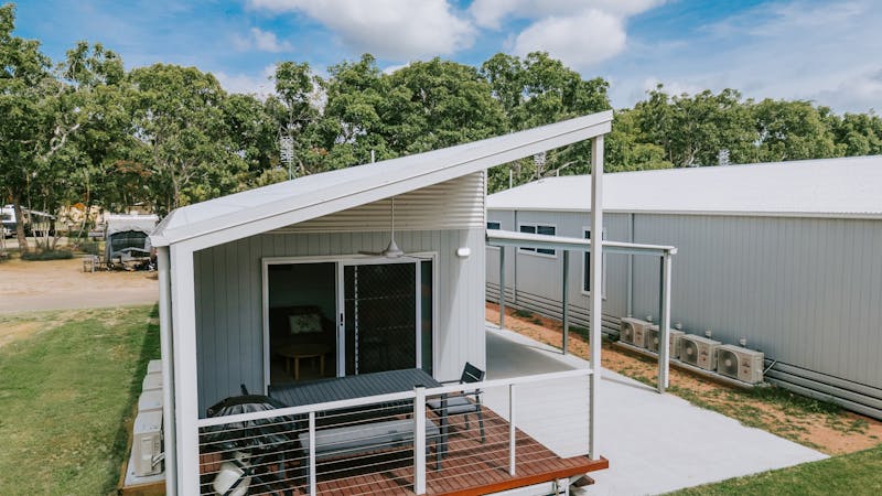 3 Bedroom Poolside Villa