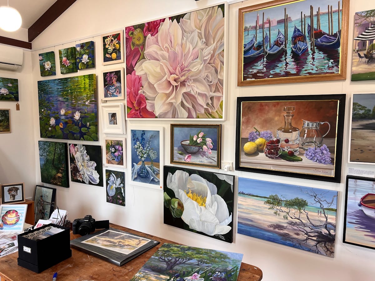 oil Painting by Sabine Kehoe depicting icons of Toowoomba