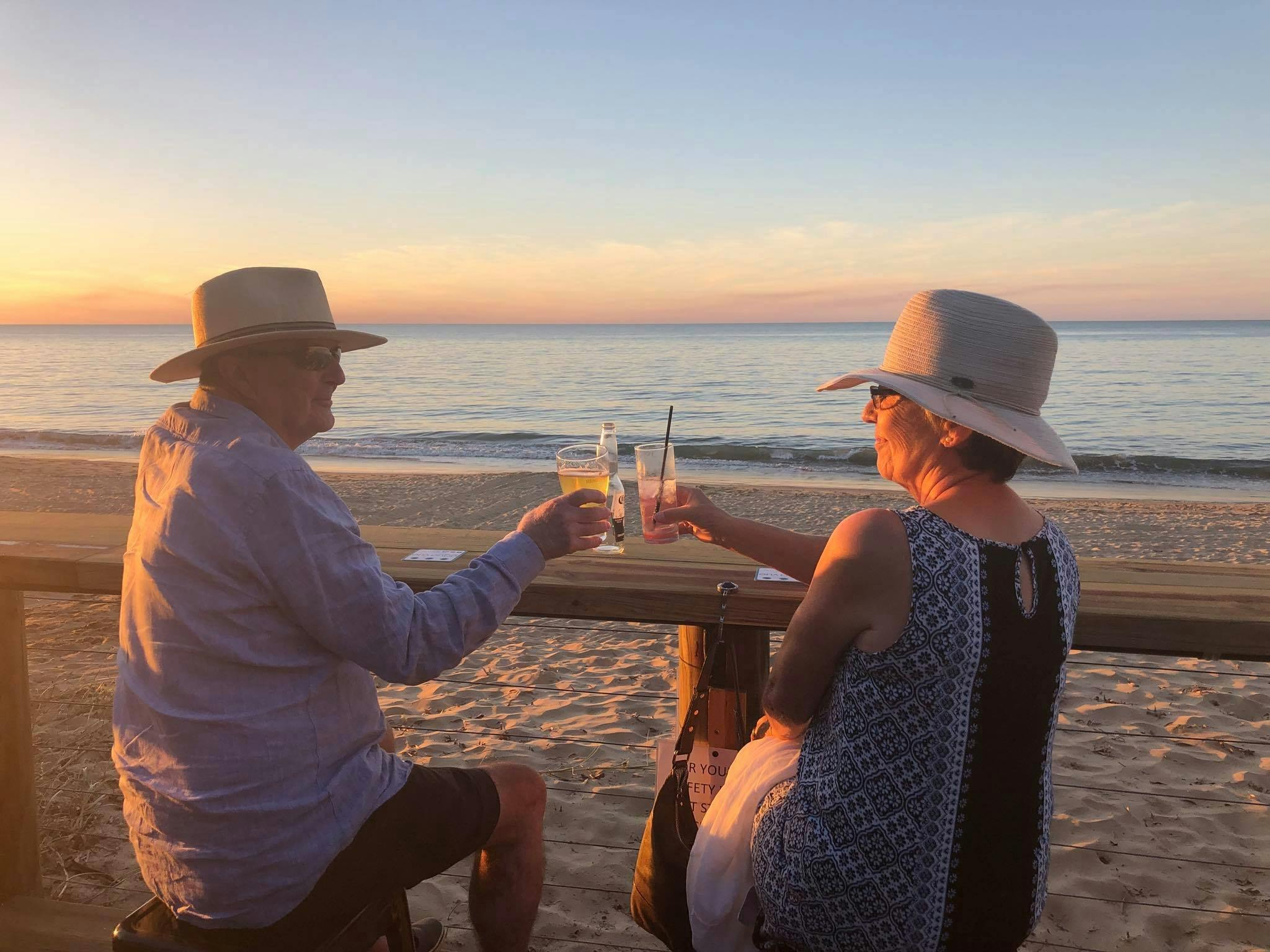 Aquavue Beachfront Bar & Eatery