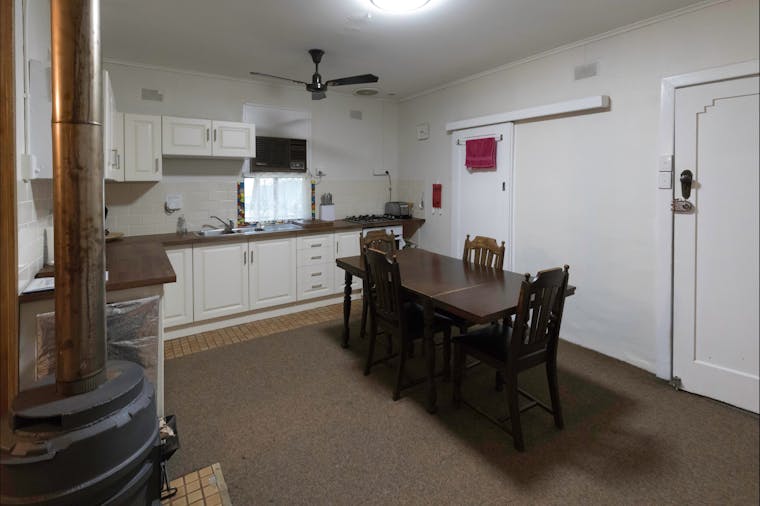 346 Cliff view drive Wongulla River Shack Rentals