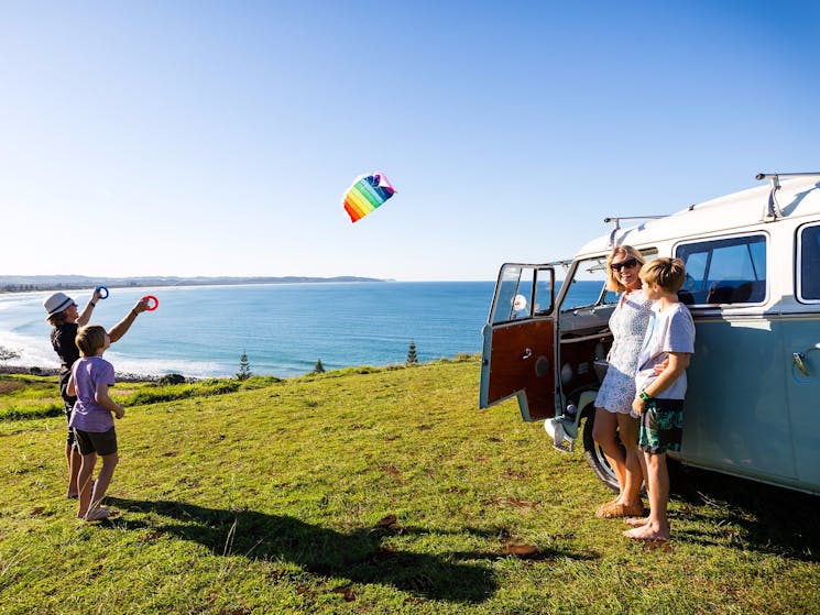 Family at Pat Morton Lookout on Tourist Drive 30 flying a kite