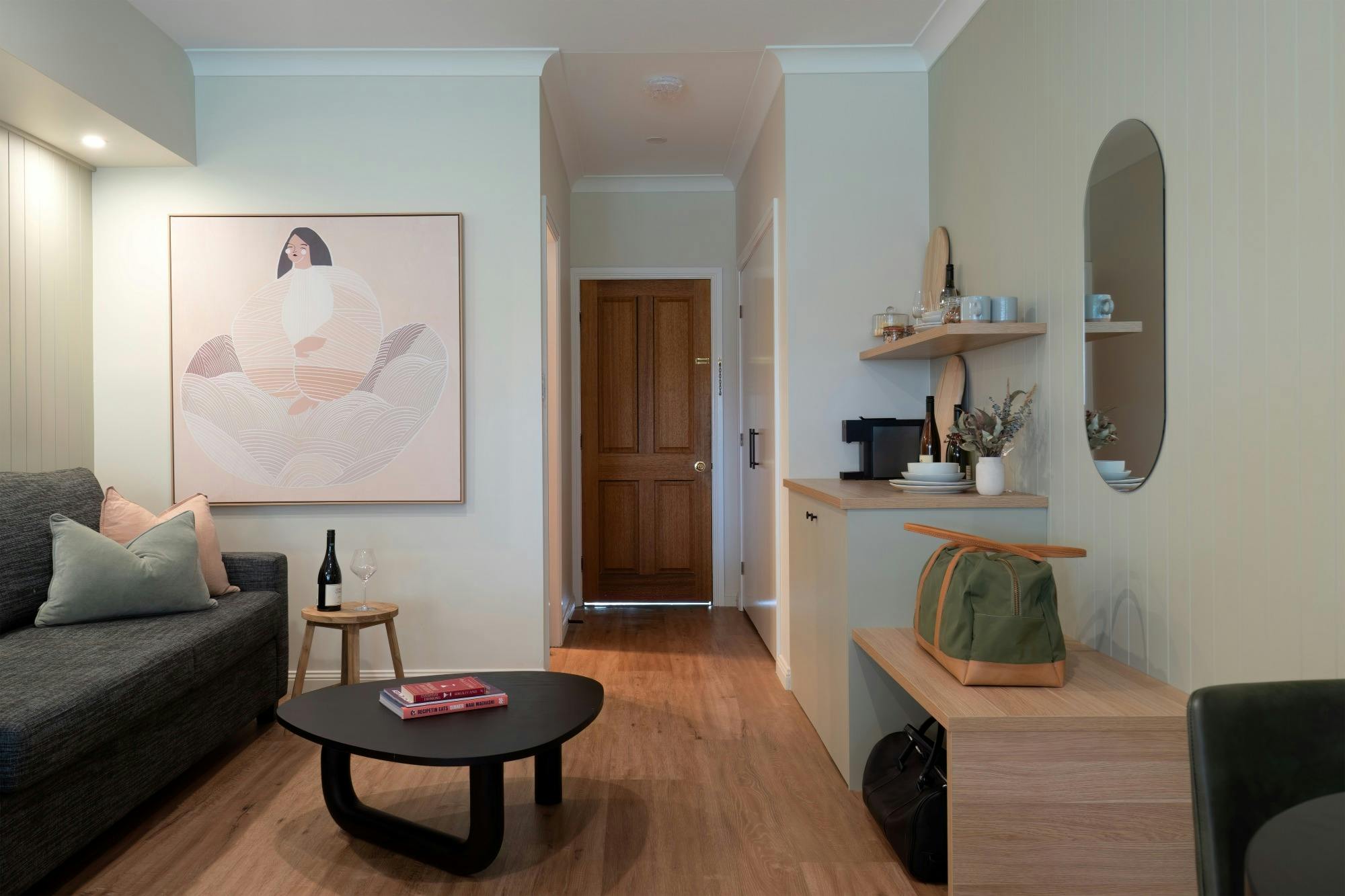 Hermitage Lodge - Lodge Room