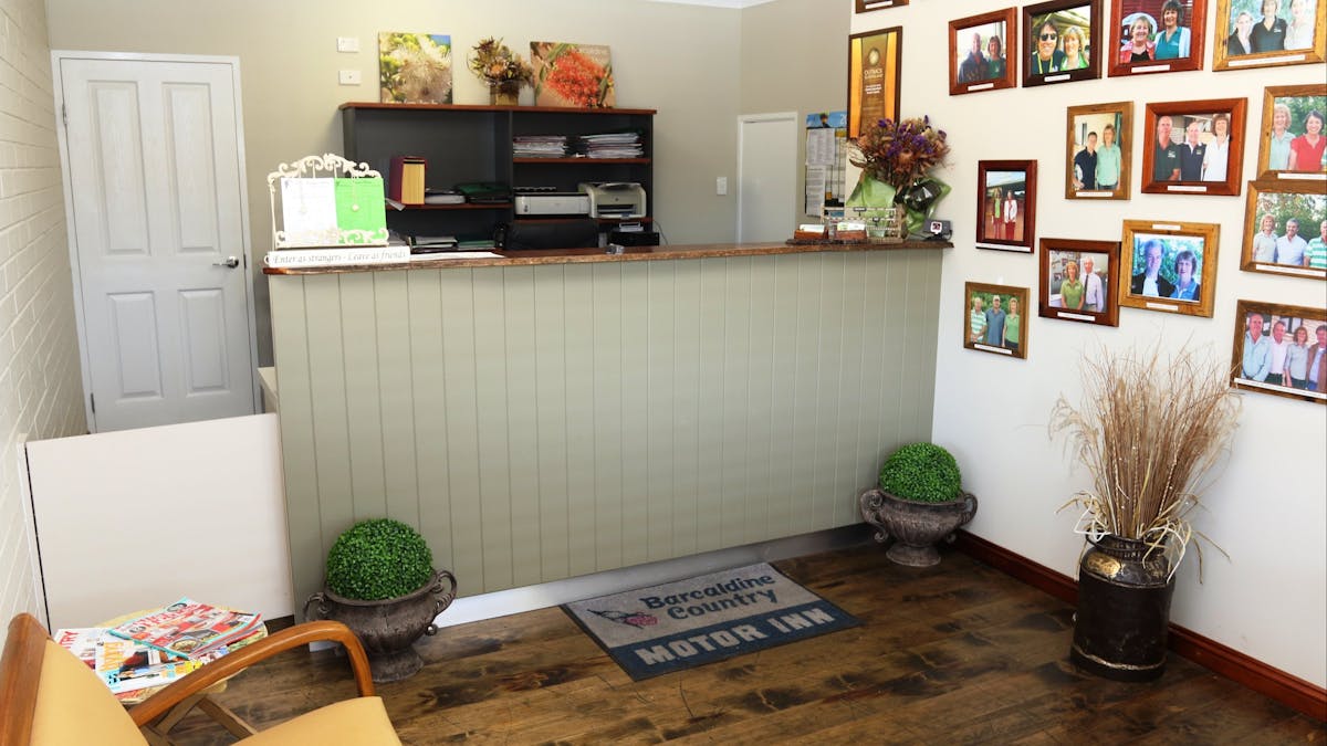 country style entry for guests