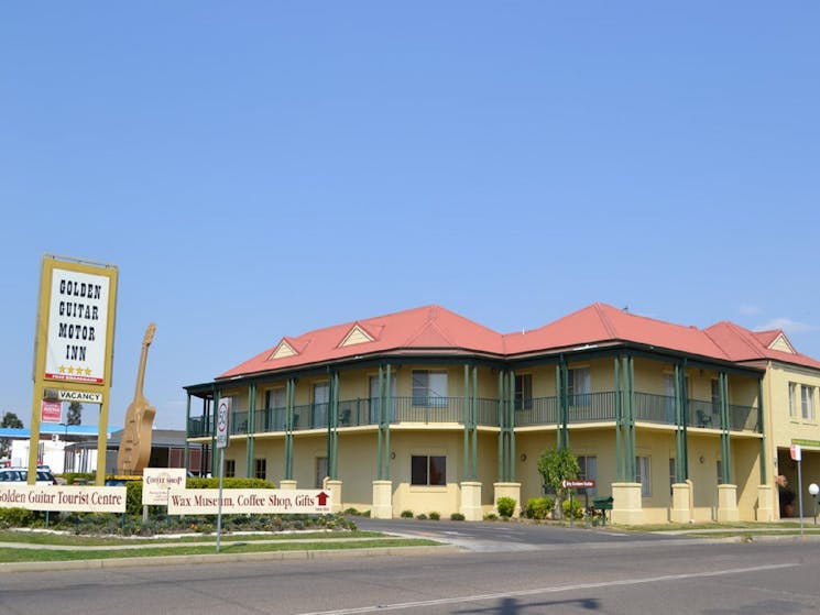 Golden Guitar Motor Inn Entrance