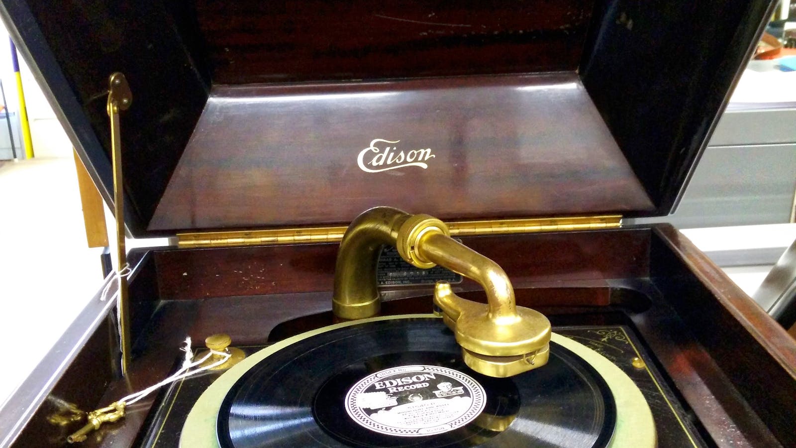 Edison Diamond Disc Gramophone