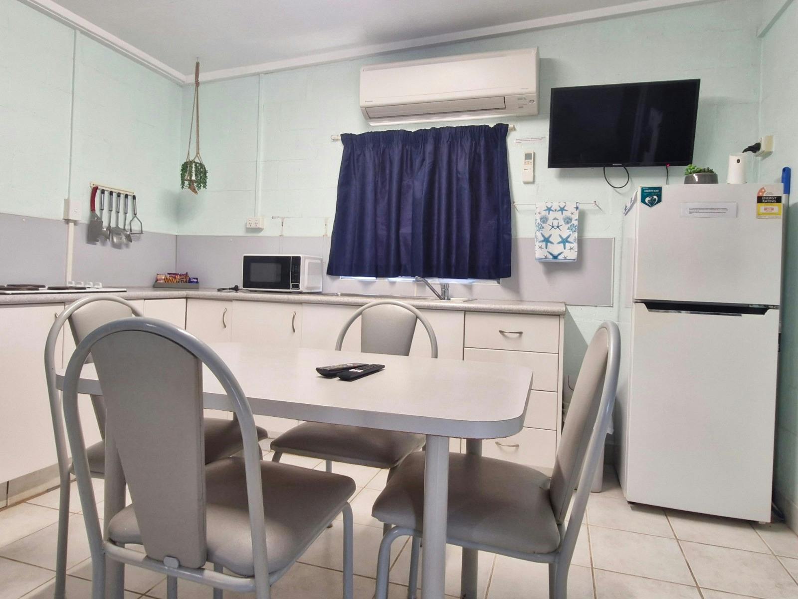 Outback Queensland Harvey's Driftaway Units - Outback Queensland