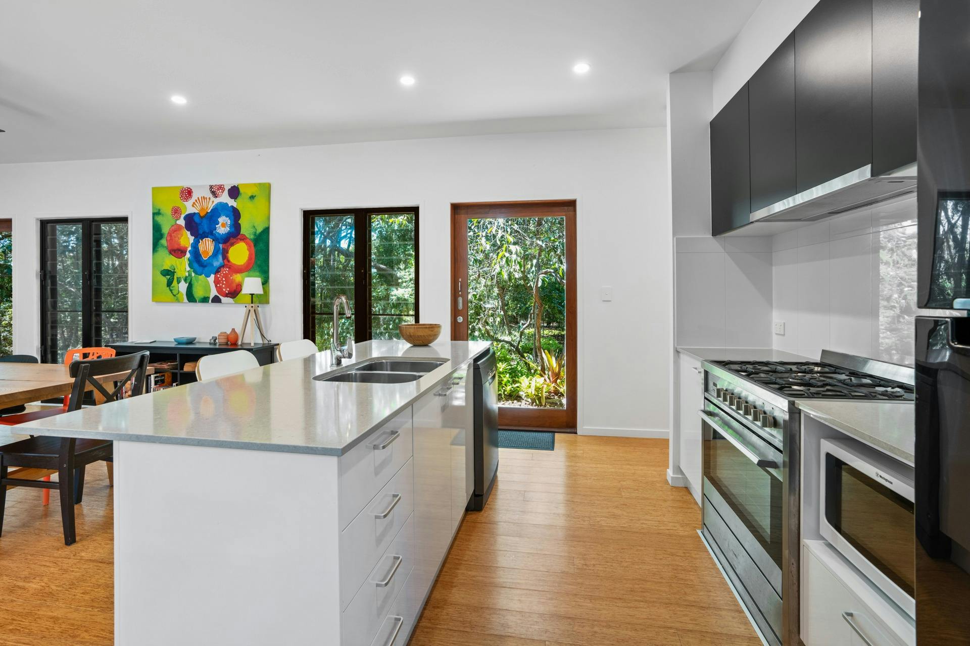 Fully self contained