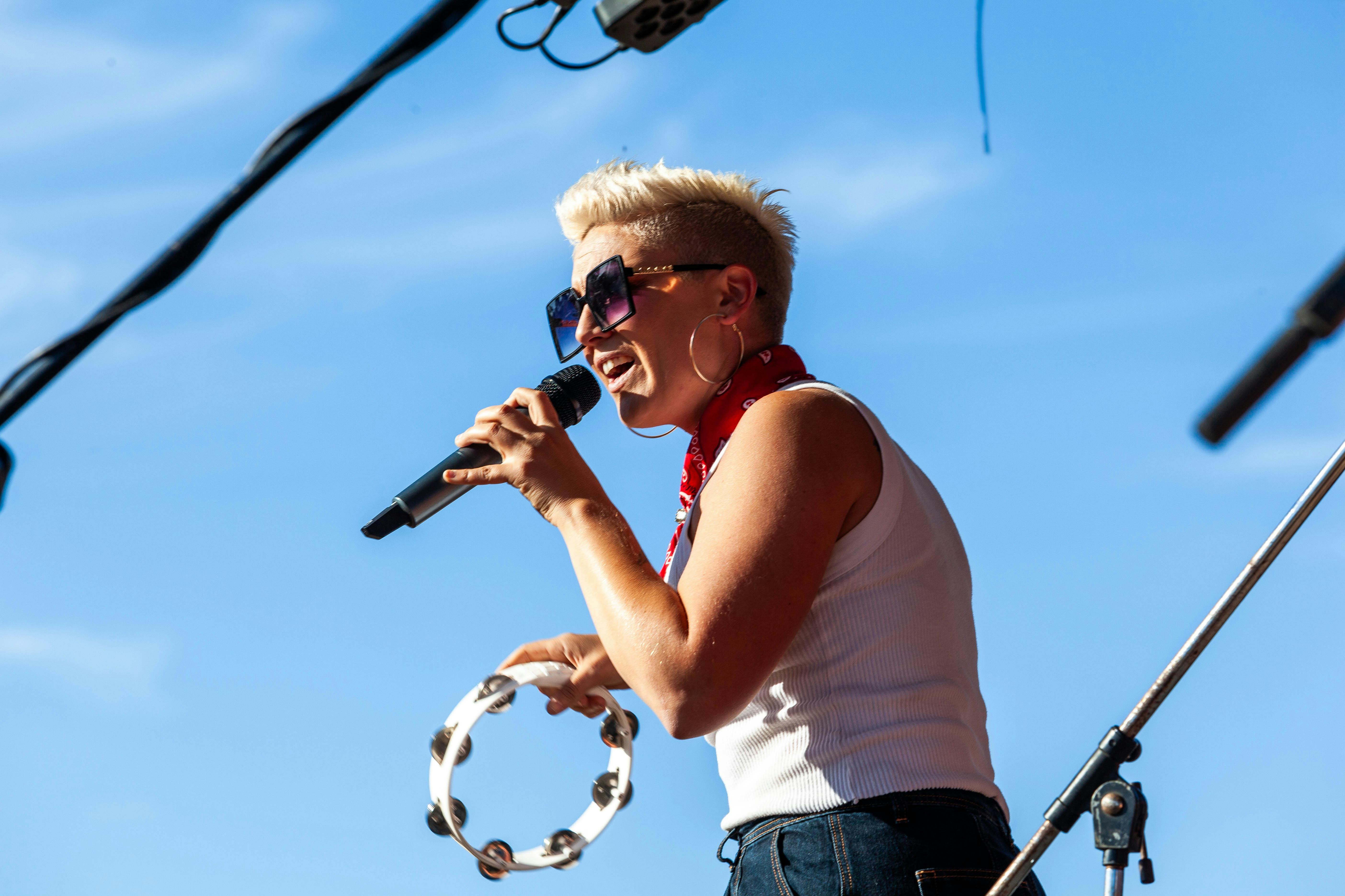 Laura Frank on stage singing Live