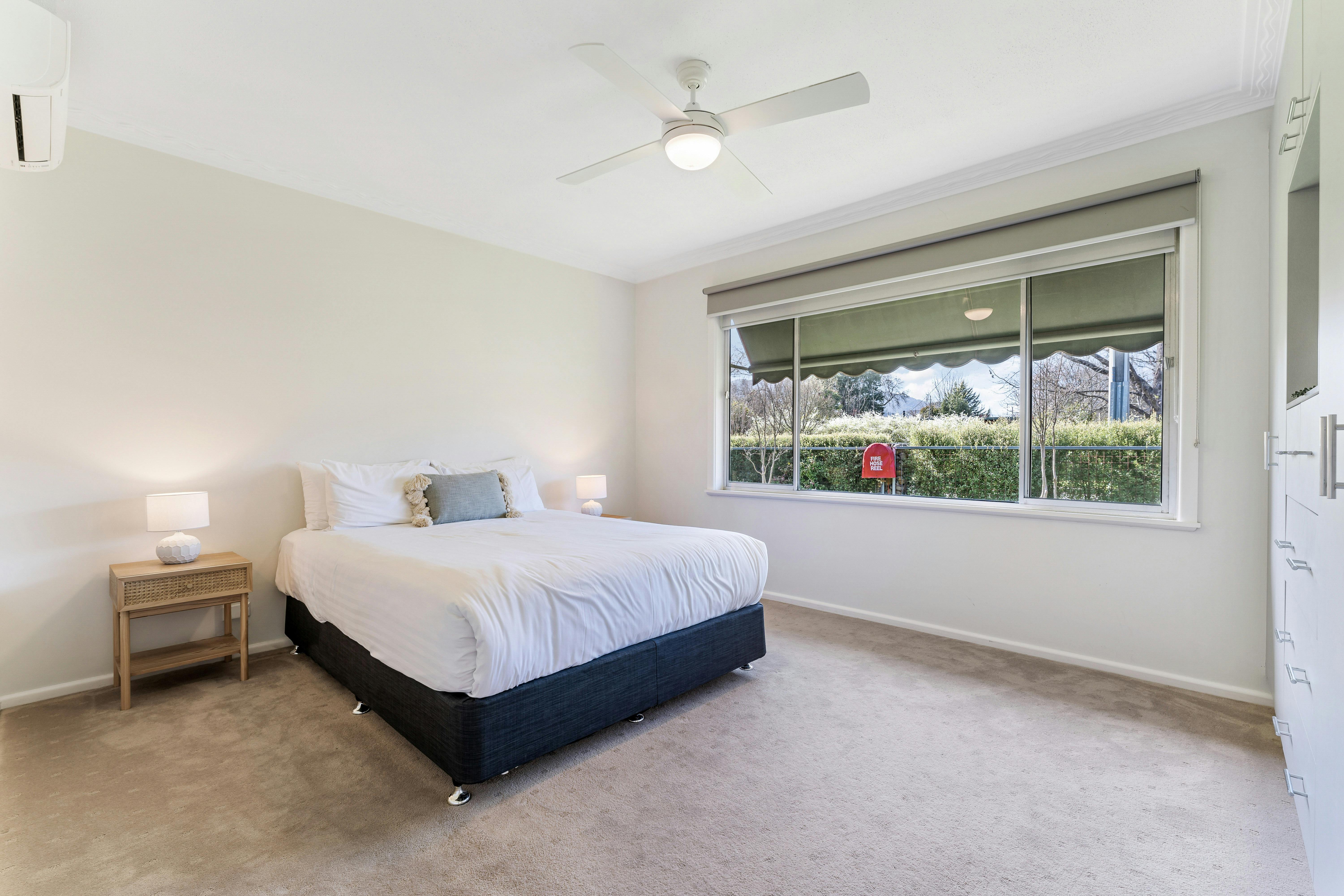 Summit Two Bedroom House | Tasman Holiday Parks - Bright