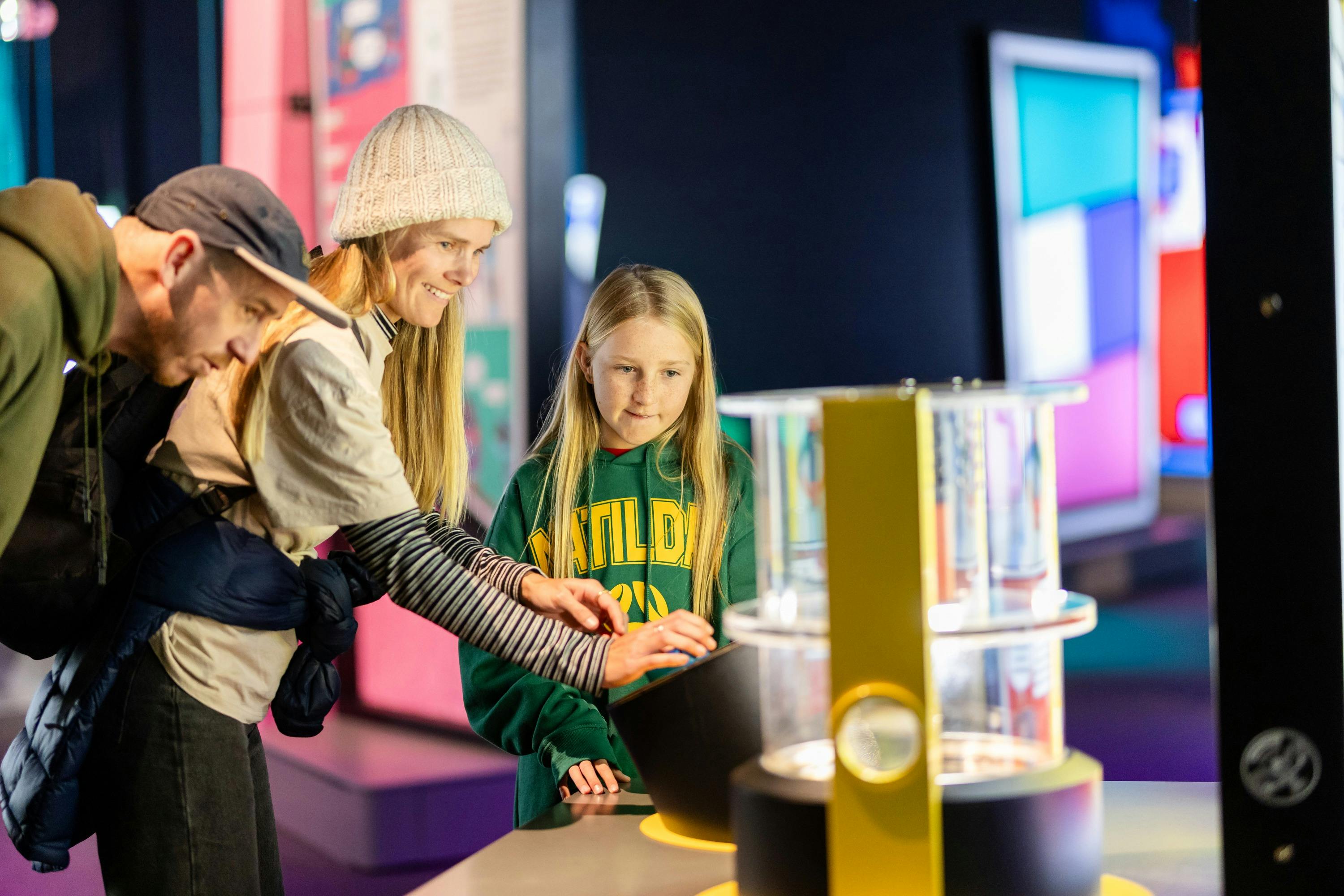 Questacon Presents: ZAP! CLANK! POW!