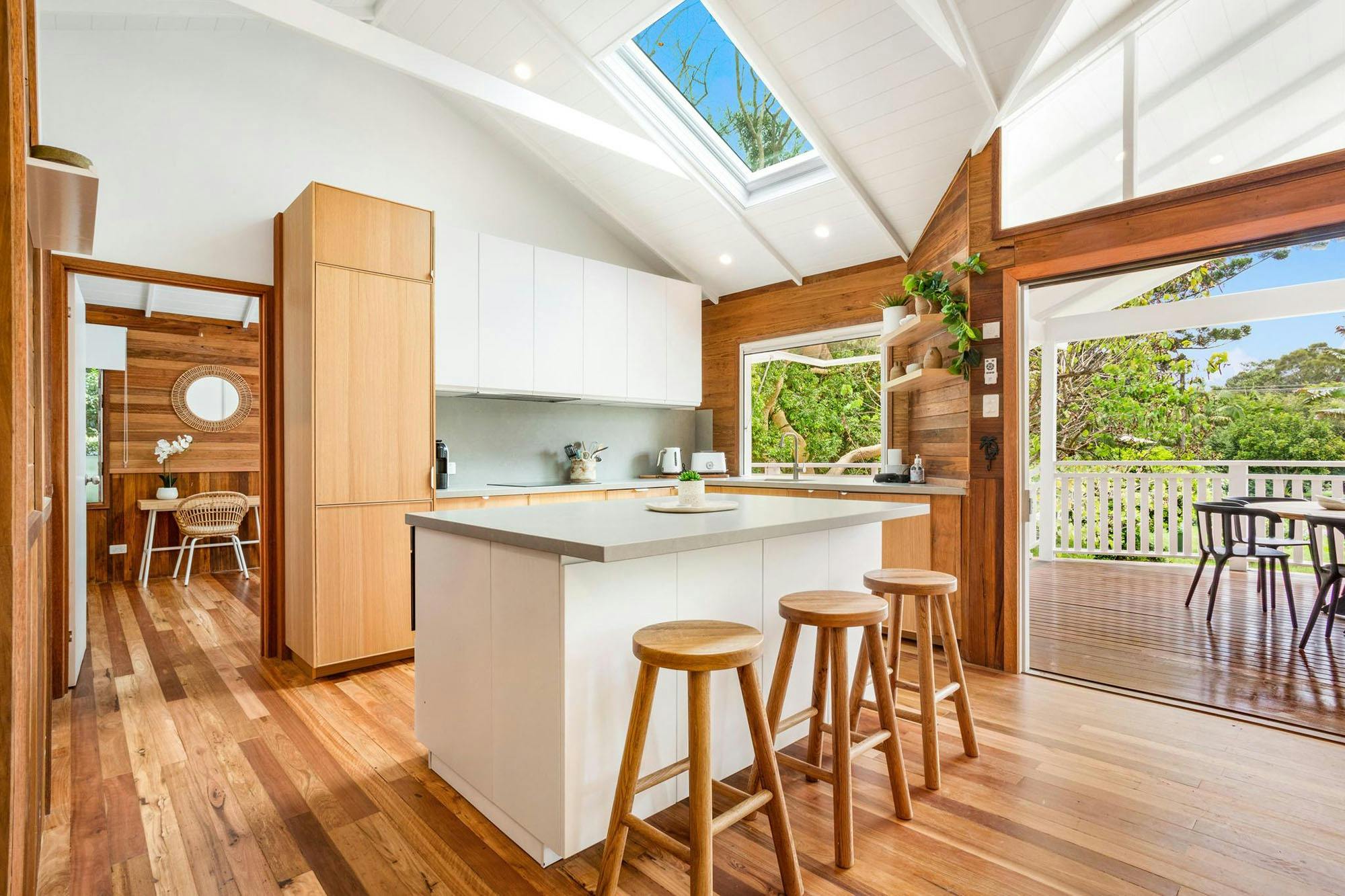 Golden Hus - South Golden Beach - Kitchen flow to Outdoor Deck