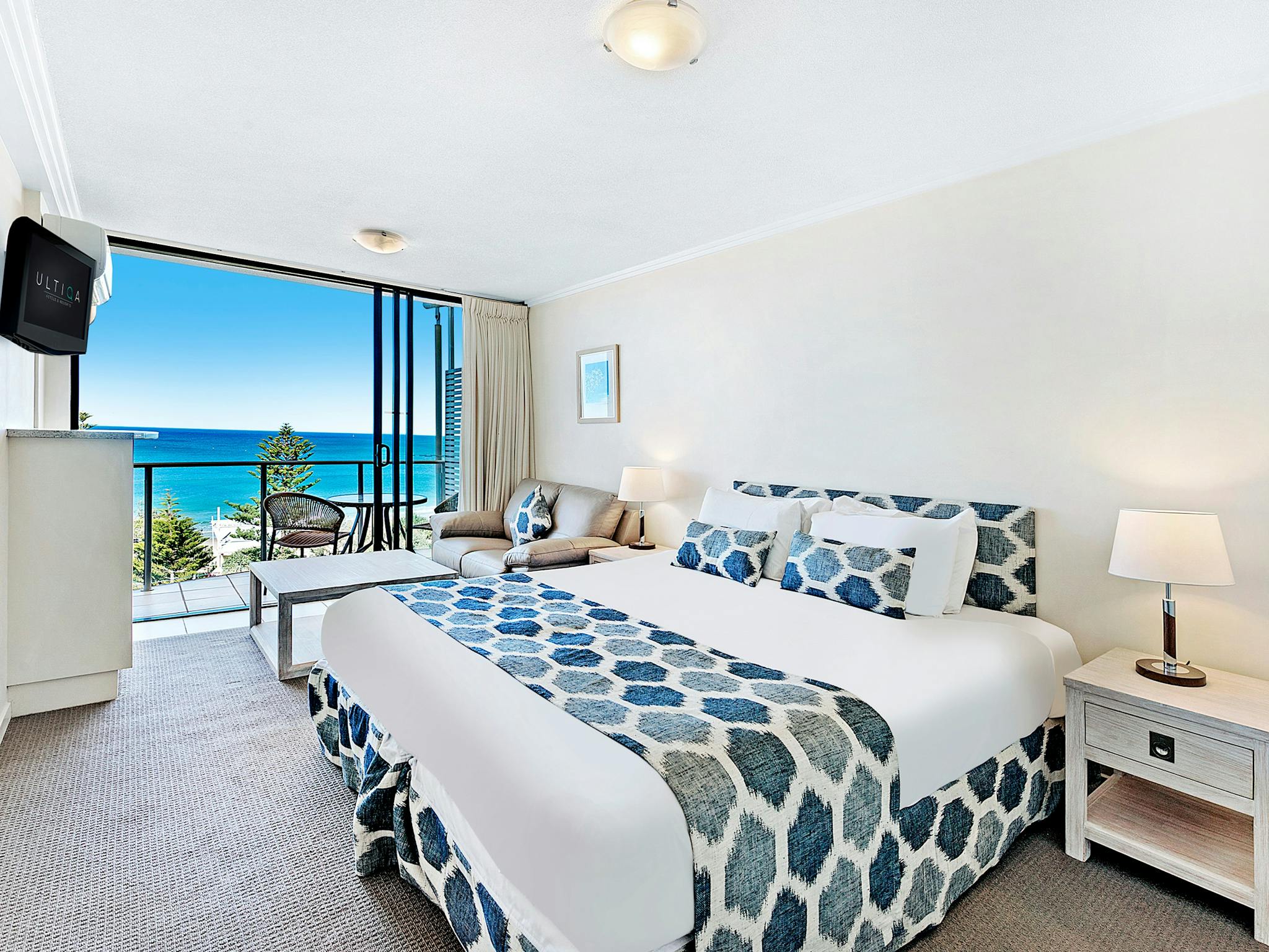 Studio Bedroom at ULTIQA Shearwater Resort on Kings Beach Studio Bedroom at ULTIQA Shearwater Resort on Kings Beach