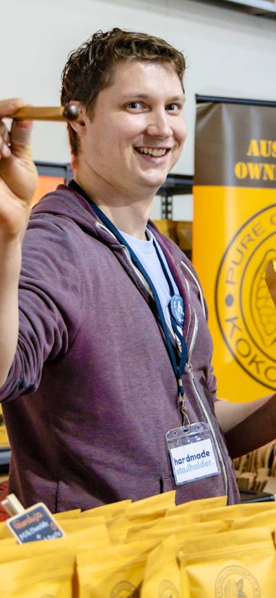 Kokoartisan Chocolate giving out samples