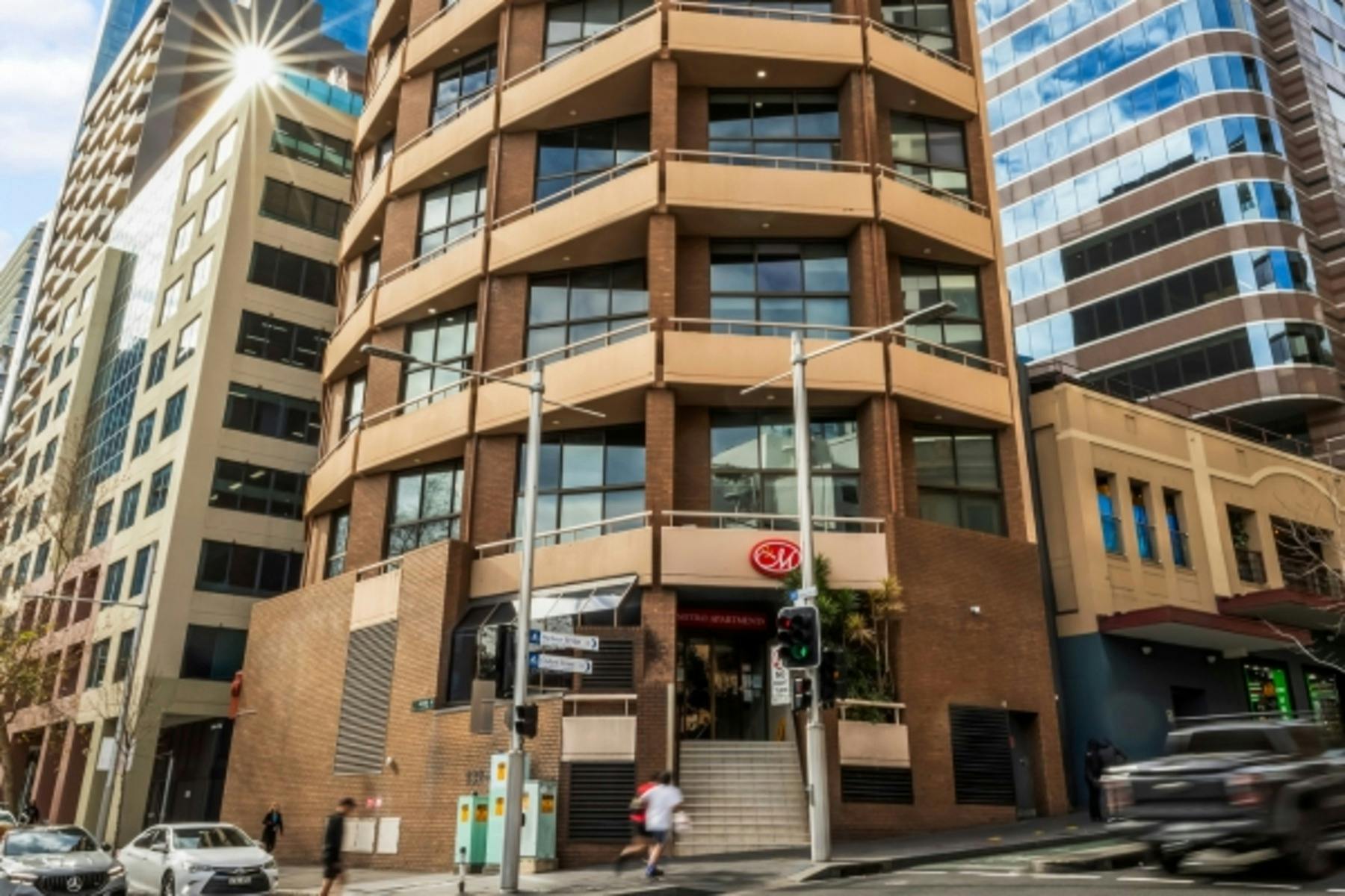 Außenansicht der Metro Apartments am Darling Harbour