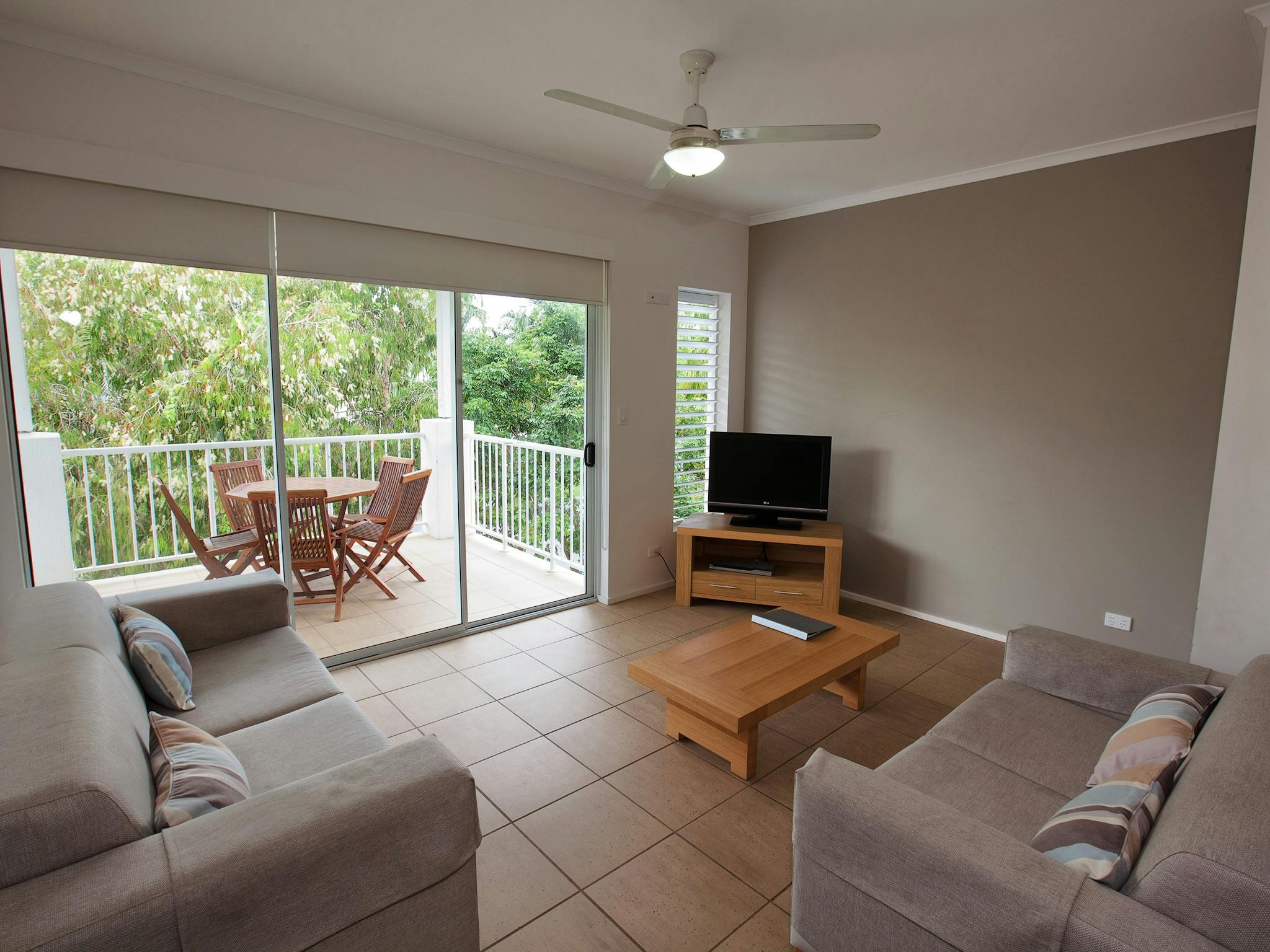 2 Bedroom Apartment / 2 Bedroom Studio Dual Key 2 Bedroom Apartment / 2 Bedroom Studio Dual Key