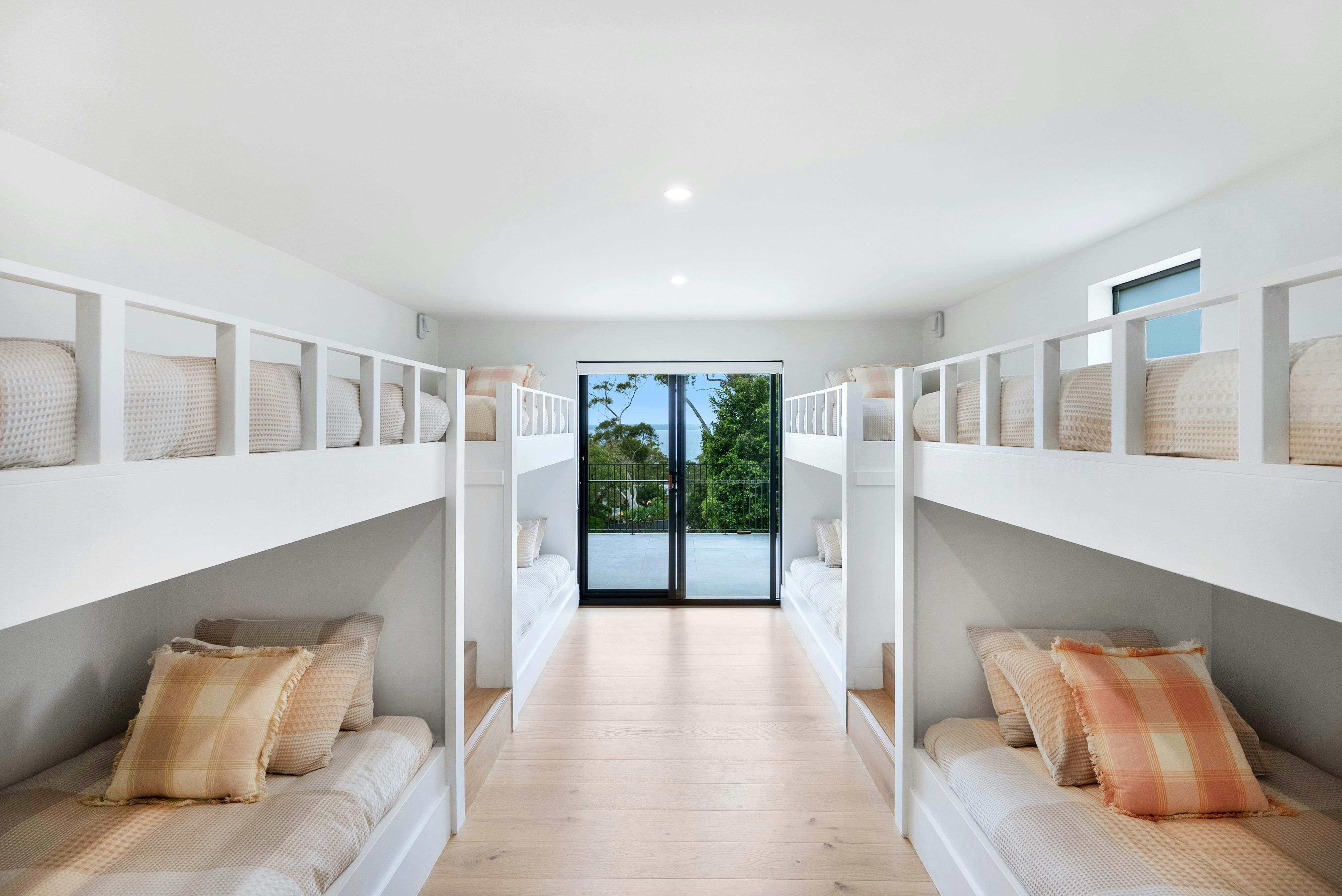 VUE, Photographer Russell Quinn