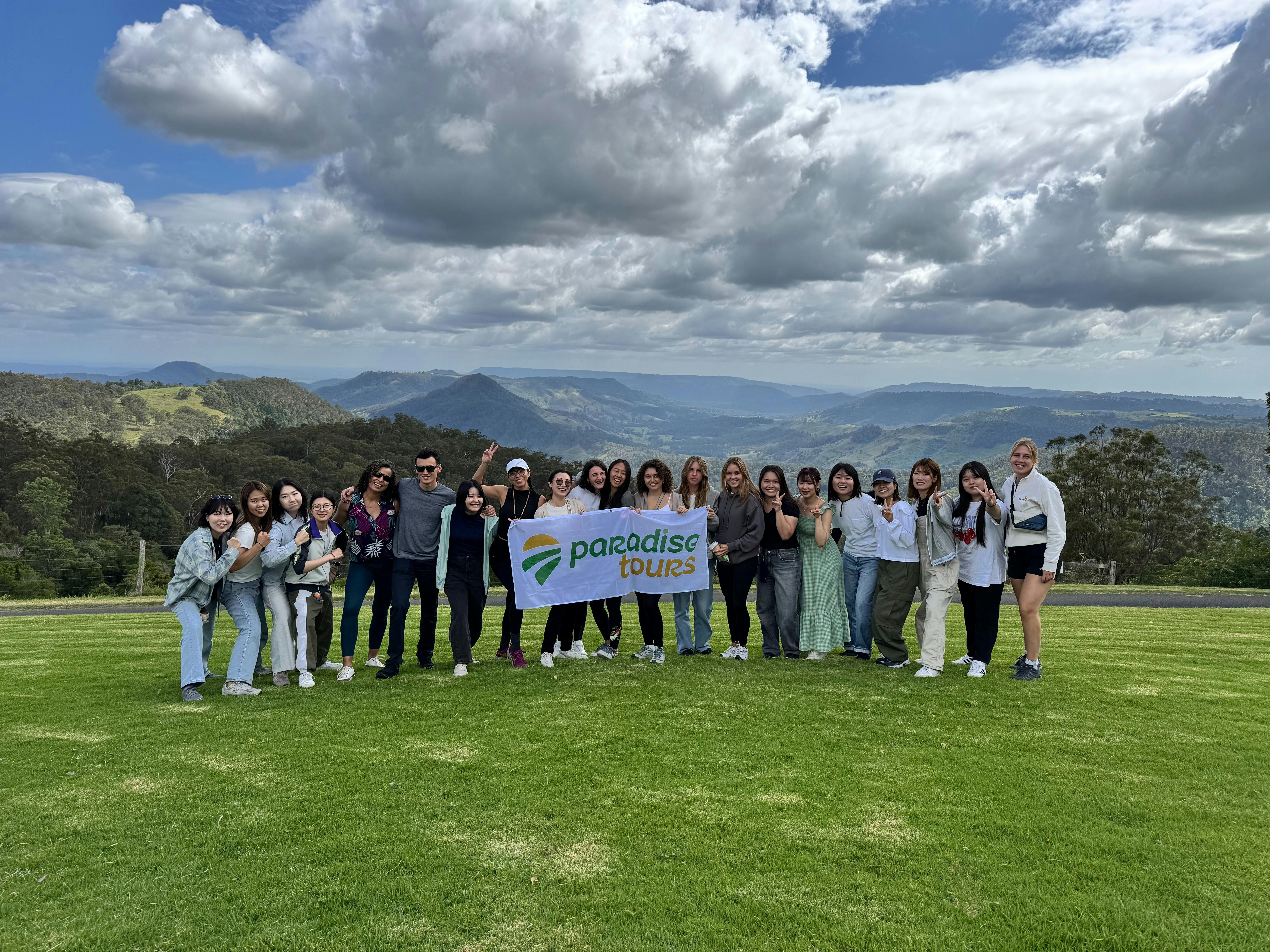 Lamington Day Tour: O’Reilly’s Tree Top Walk, Wildlife & Wine Tasting