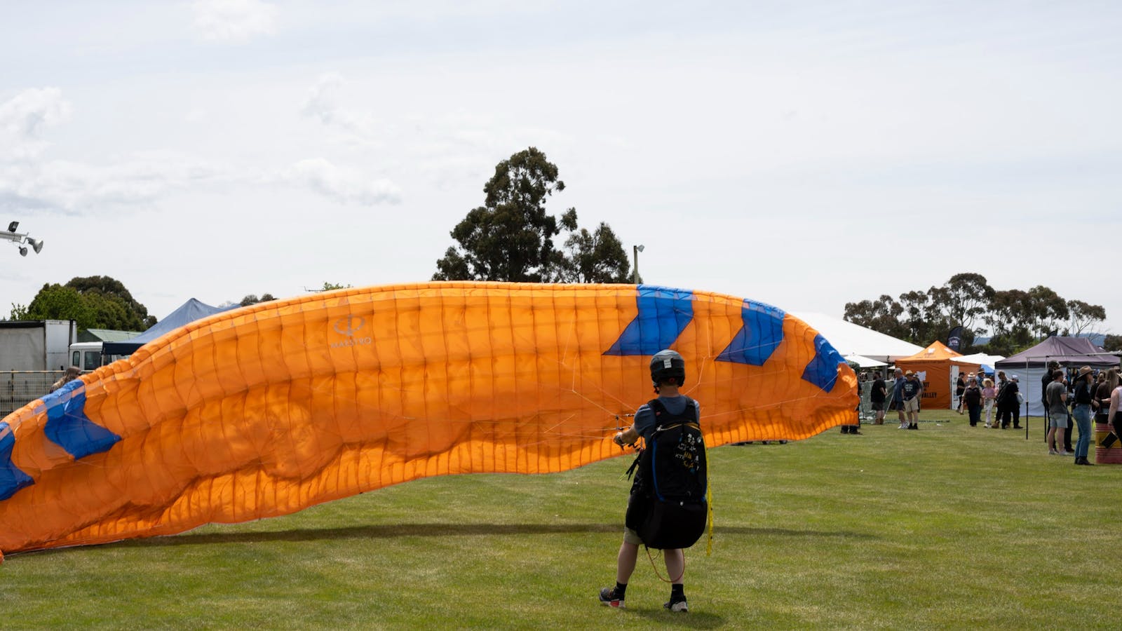Paragliding Tasmania