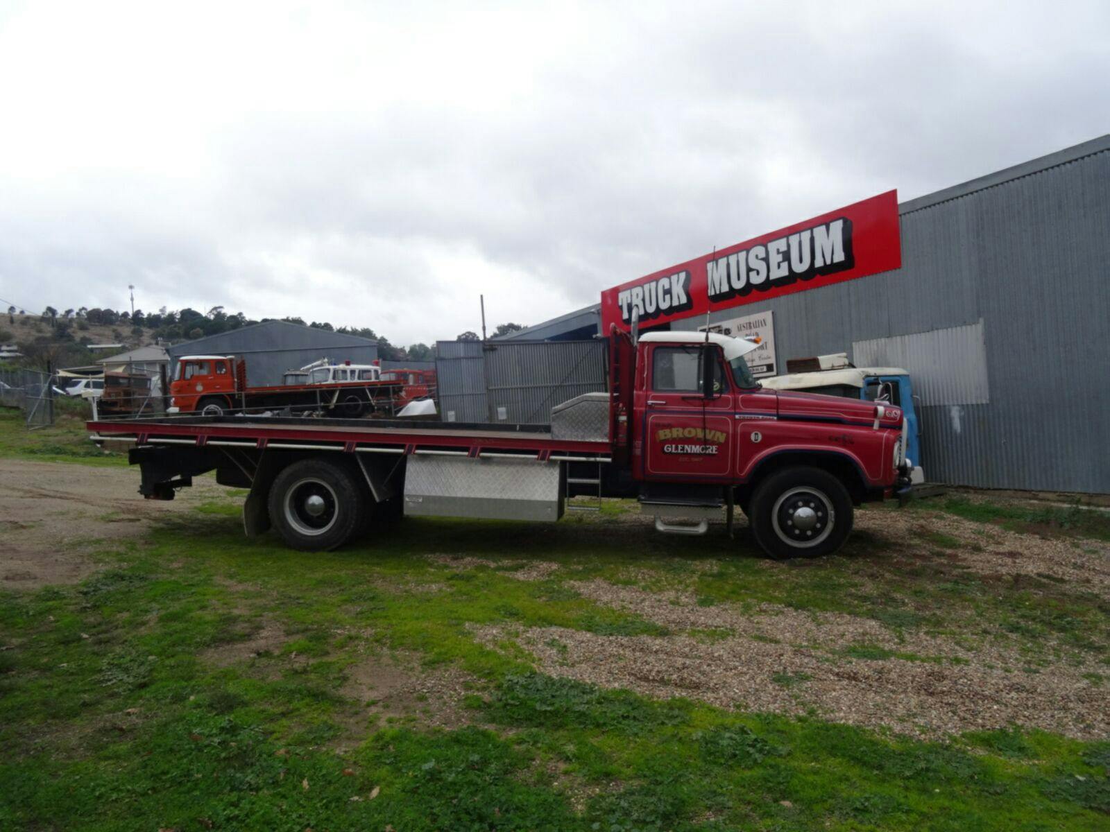 Museum, Trucks