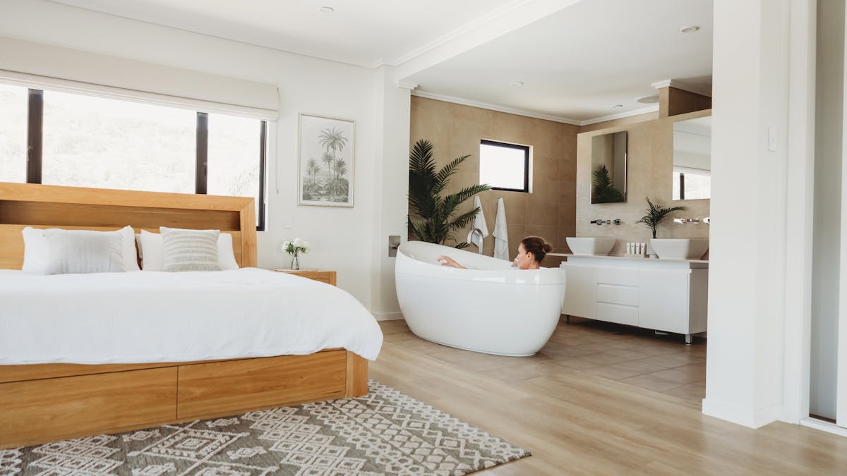 alt text=master bedroom with separate bath and shower