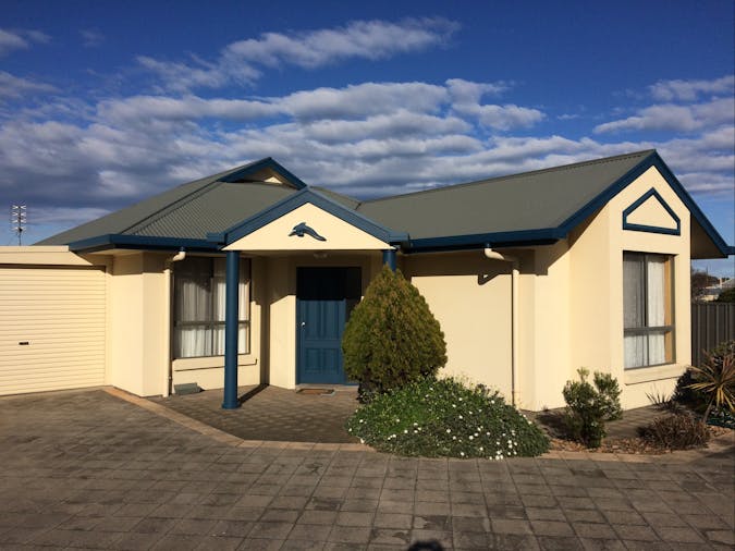 Robe Dolphin Court Apartments