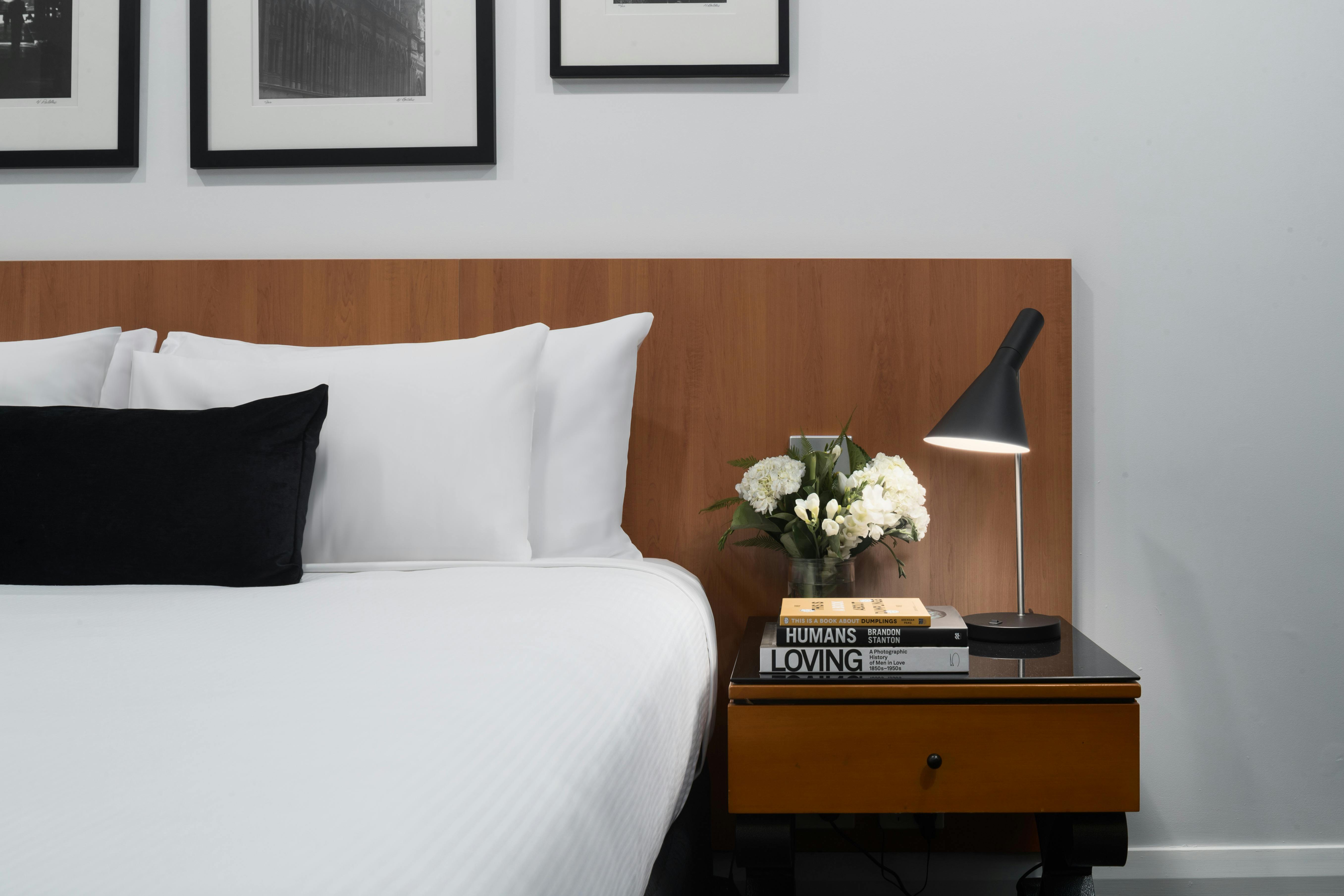 Rydges World Square - Room