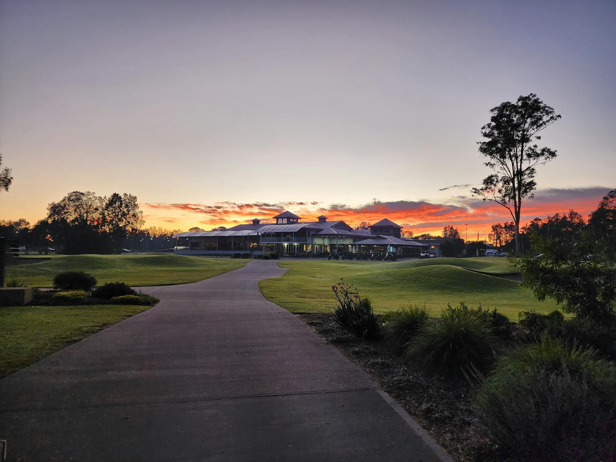 golf club at dawn