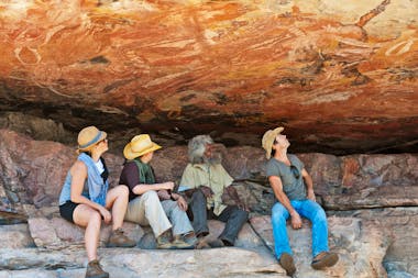 Yingana (the creation mother) Arnhem Land Day Tour - Injalak Hill
