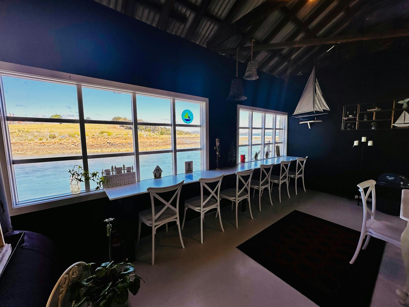 Tasting room