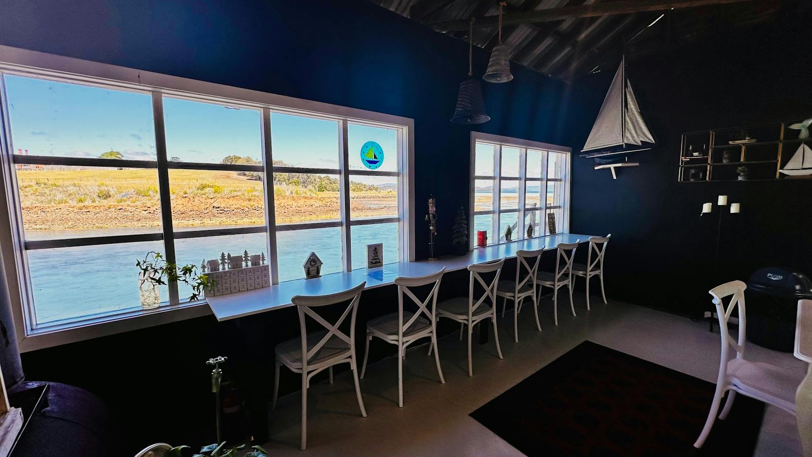 Tasting room
