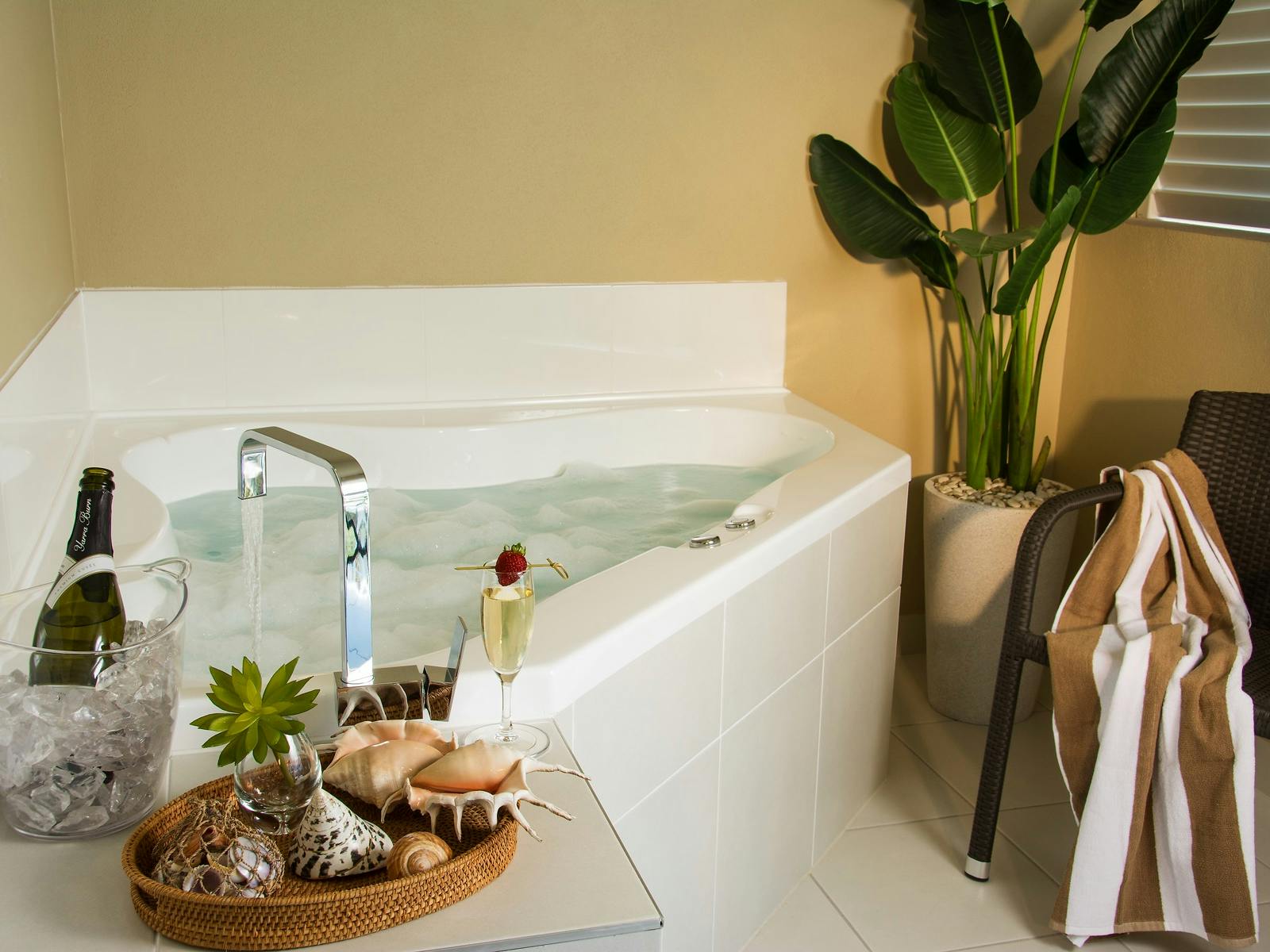 Private outdoor spa bath Private outdoor spa bath