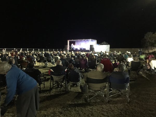 Cobb & Co Festival concert under the stars!