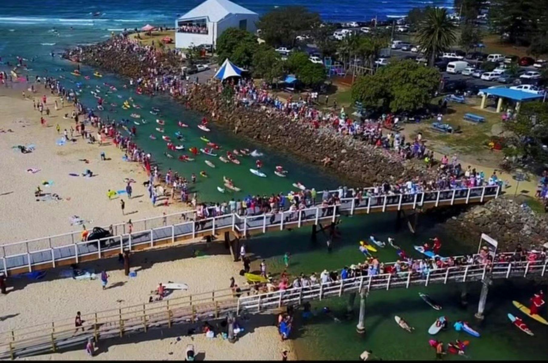 Santa Surf