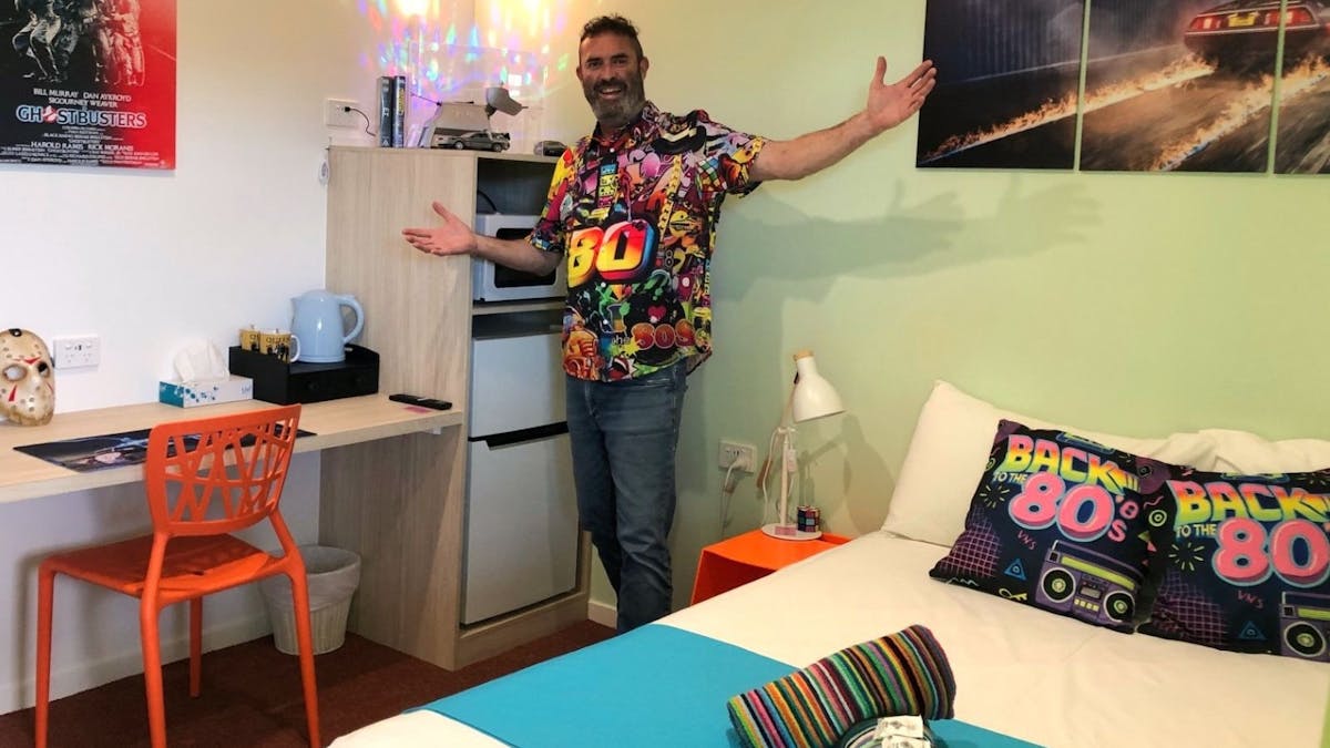 Back to the 80s room Acacia Motel Chinchilla