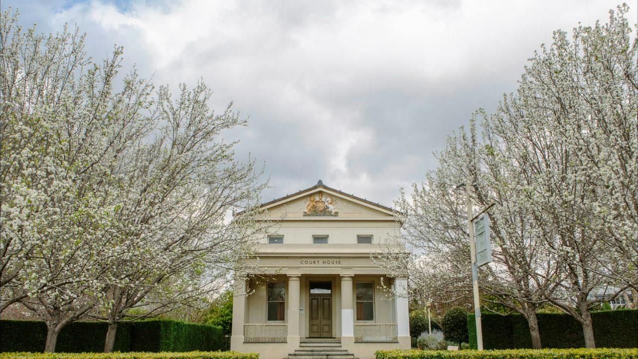 Berry Courthouse