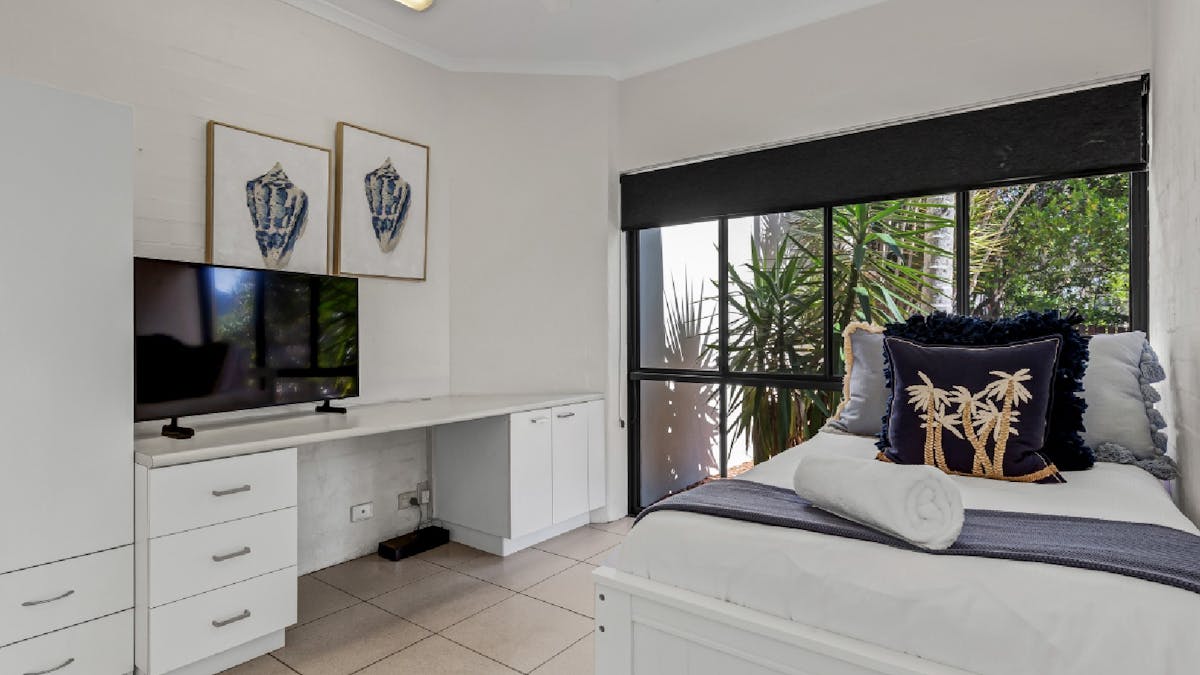 Single bedroom