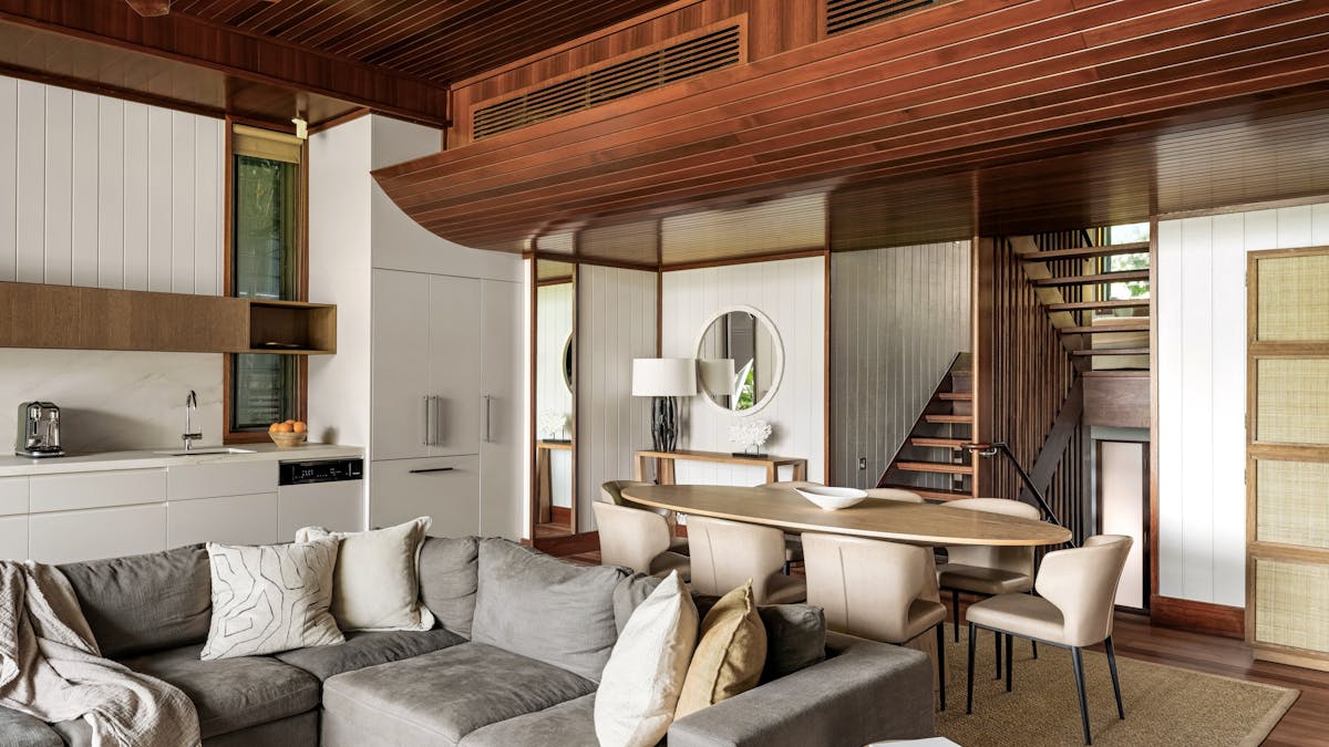 Yacht Club Villas