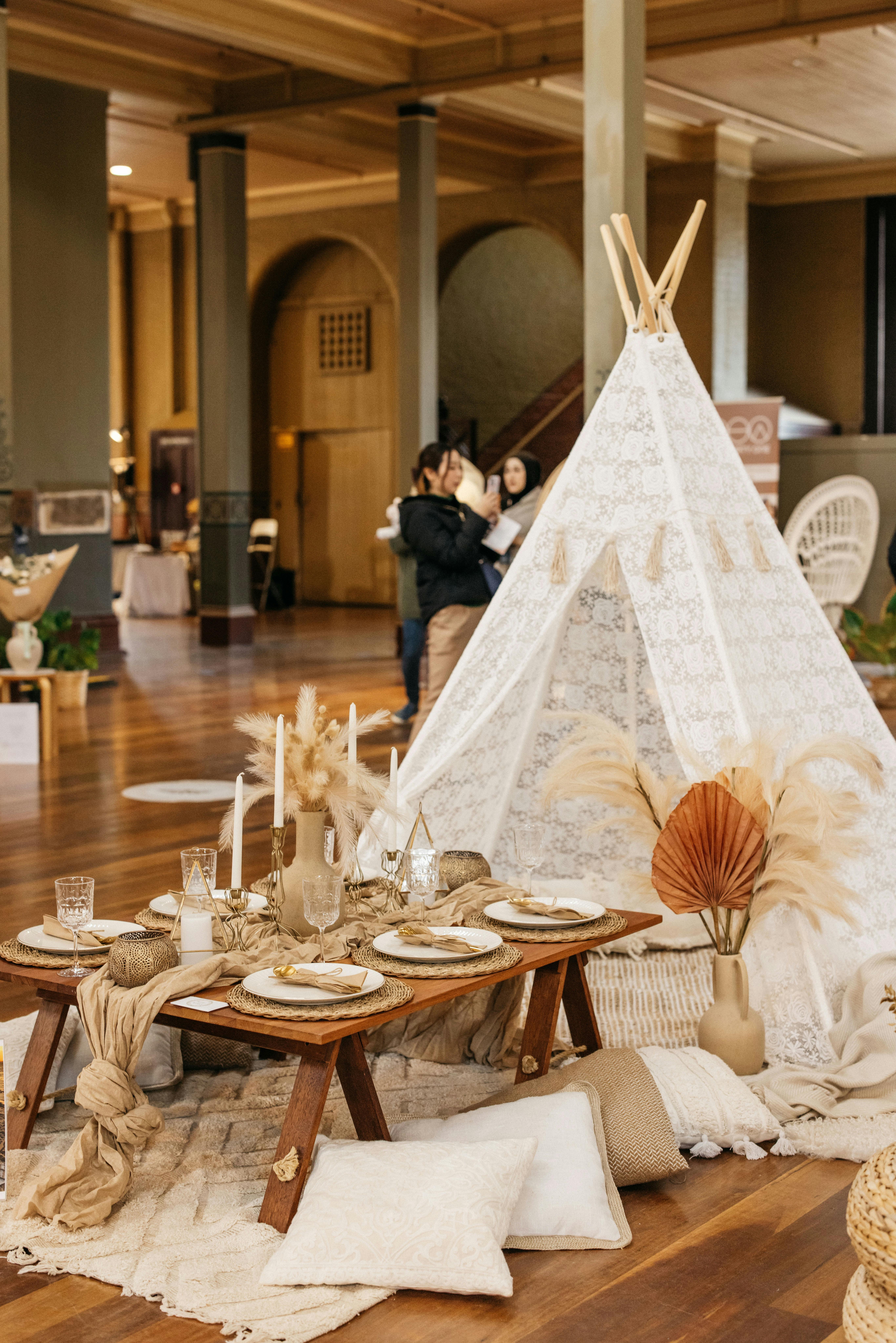 Boho Luxe Market