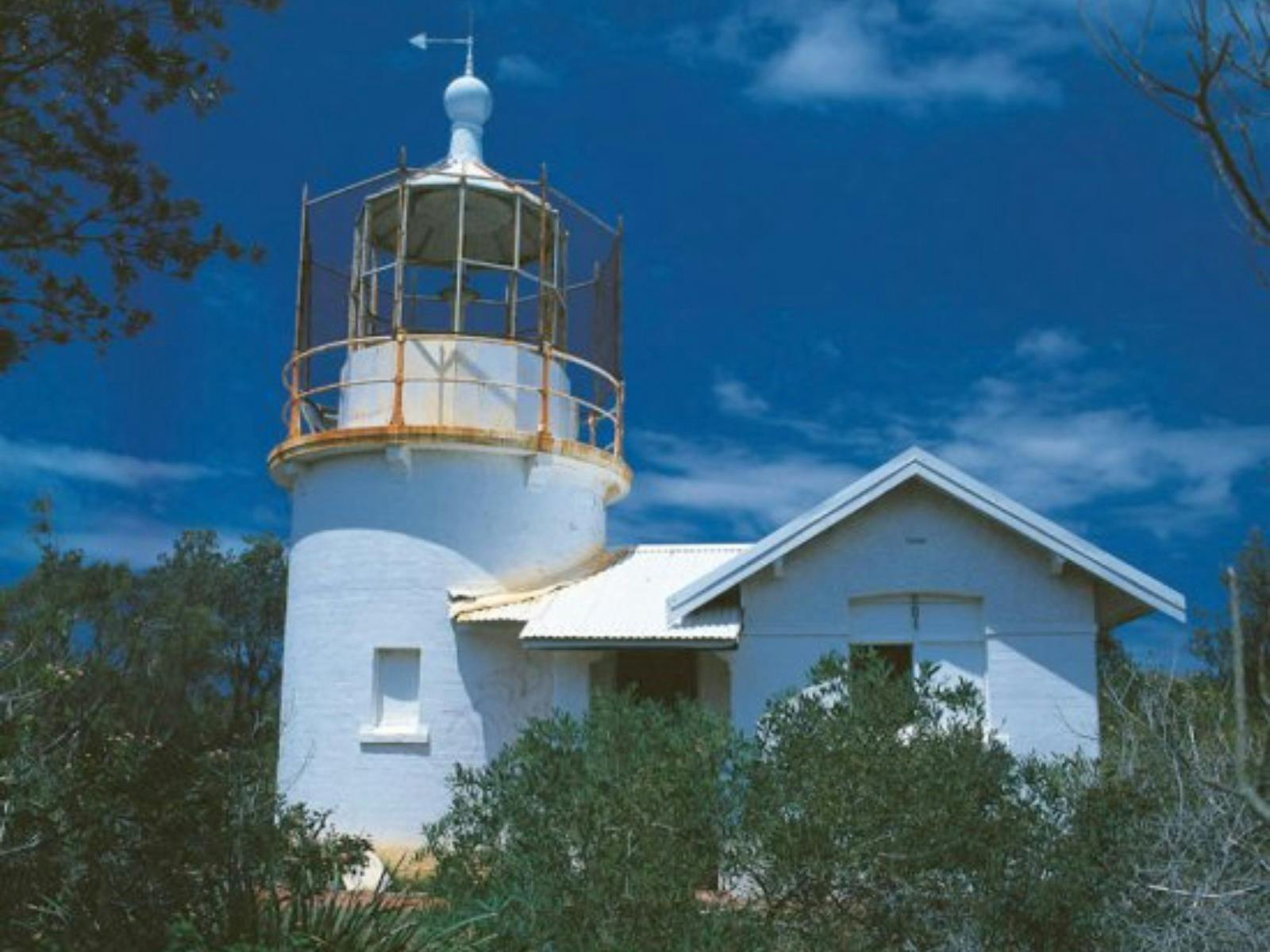 Crookhaven Heads Lighthouse