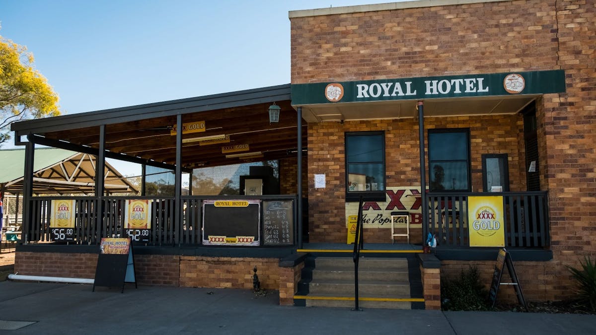 Royal Hotel Menadarra