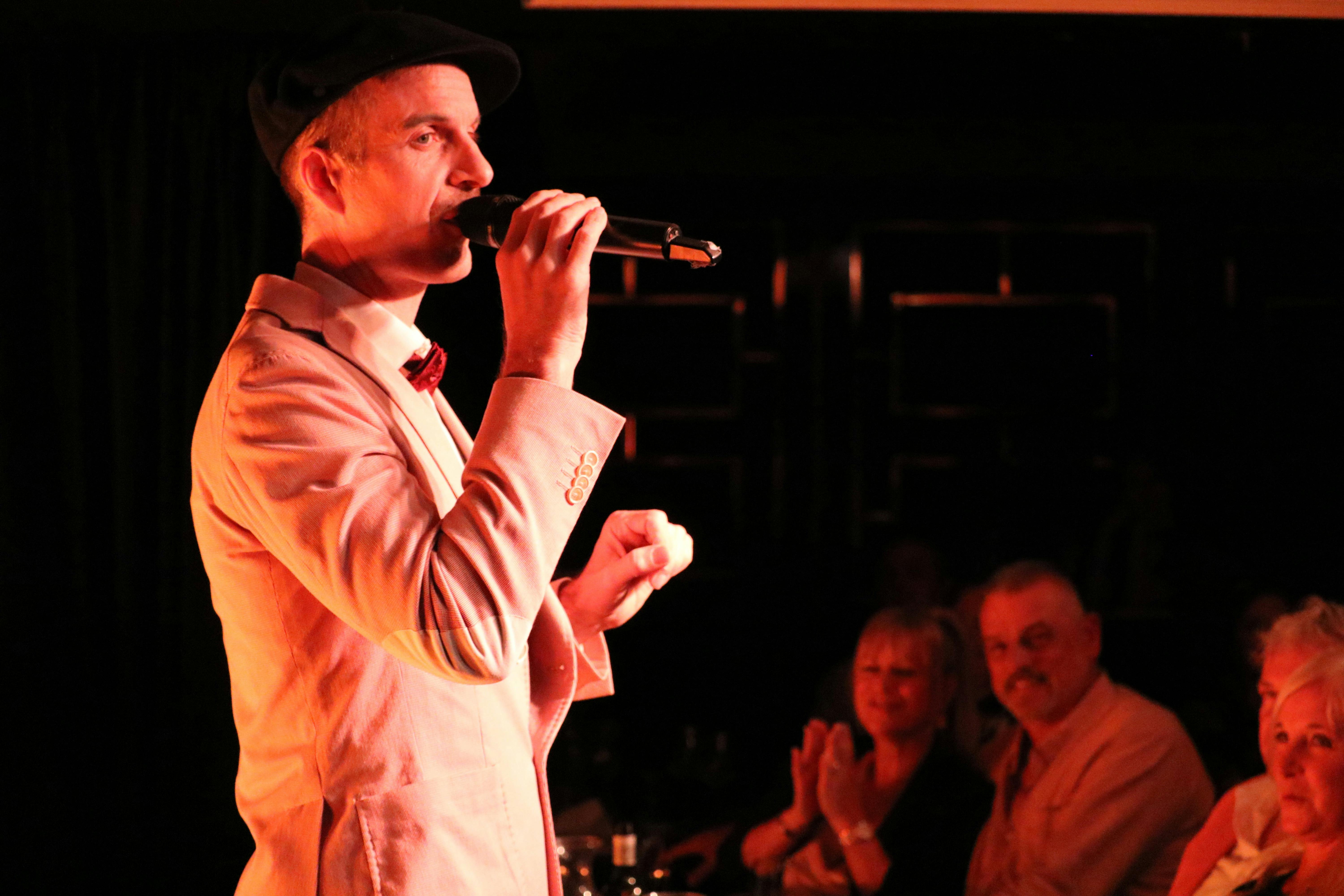 Le Faux-French Cabaret Dinner Show at Club Dubbo