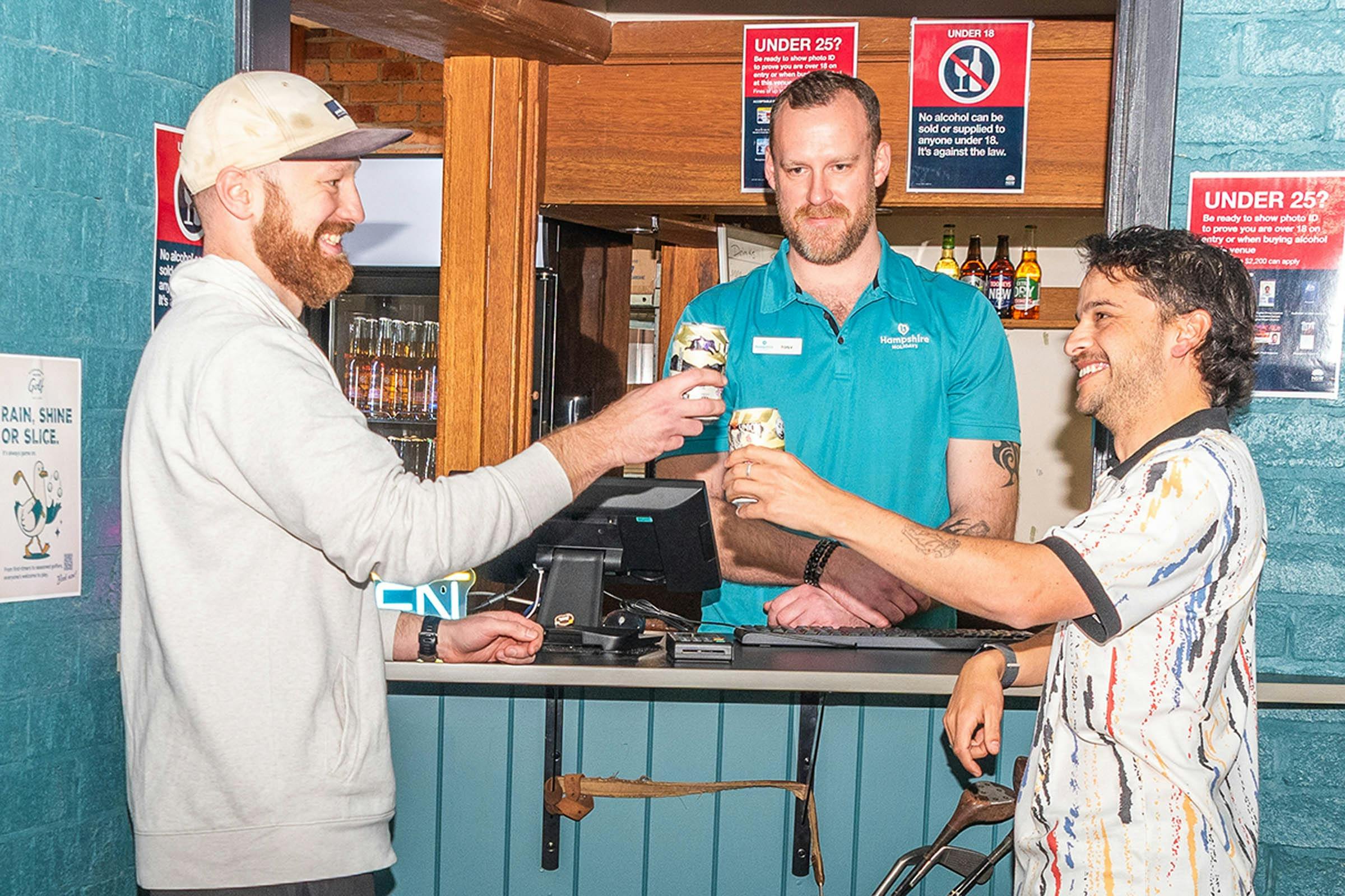 Batemans Bay Indoor Golf, Bar and Lounge