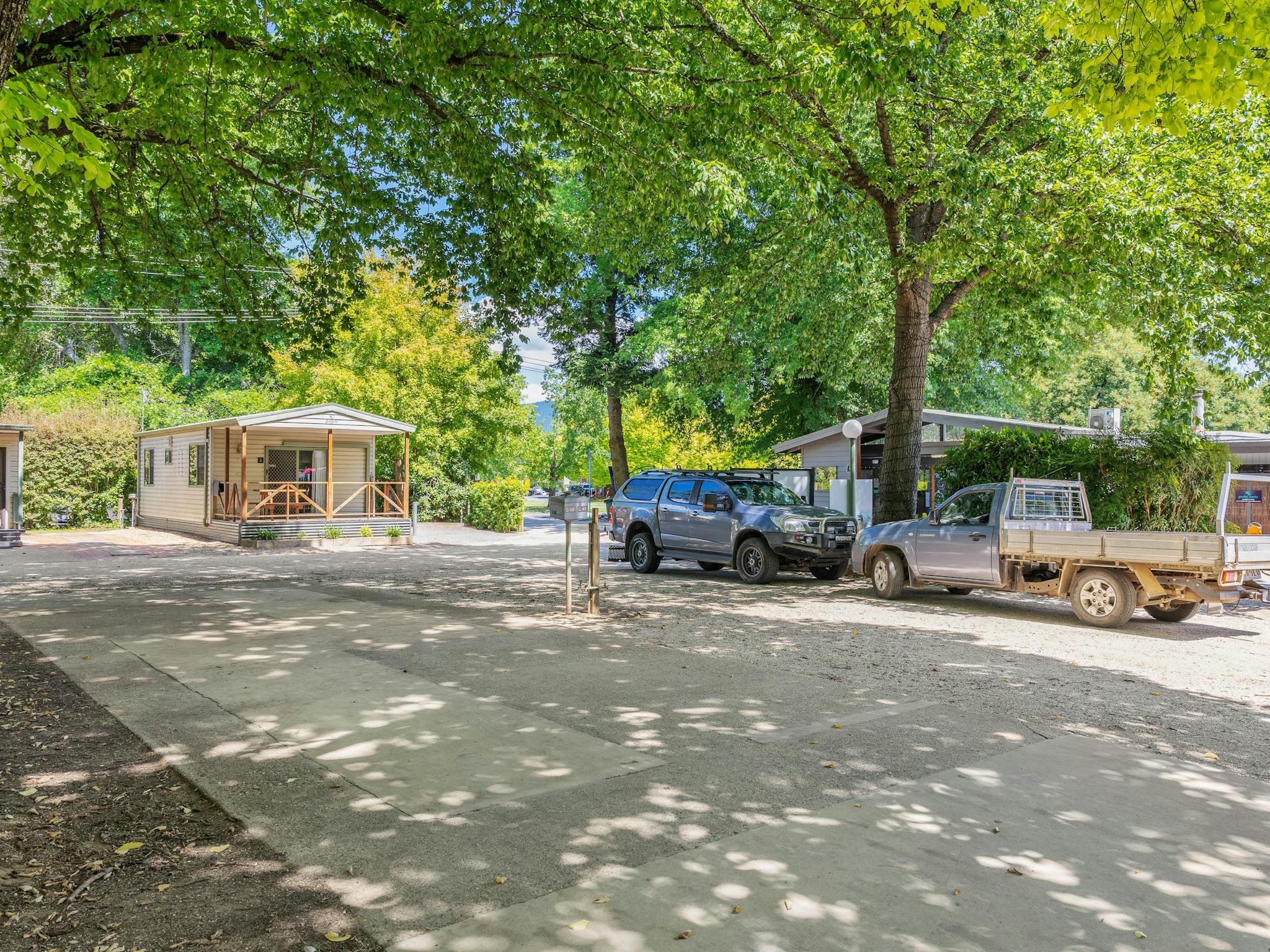Powered Camp Site | Tasman Holiday Parks - South Bright