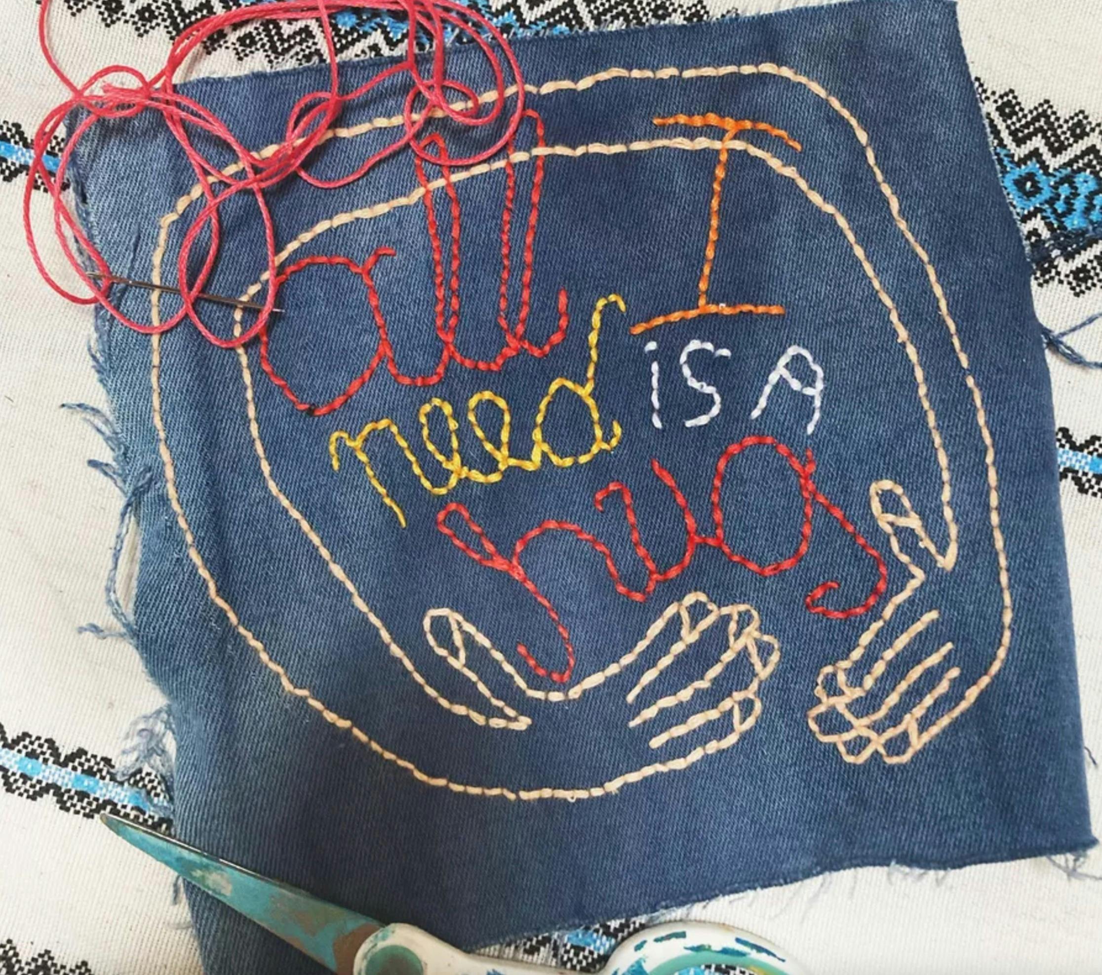 Manic Making Workshops: Stitch and B*tch – Community Cape