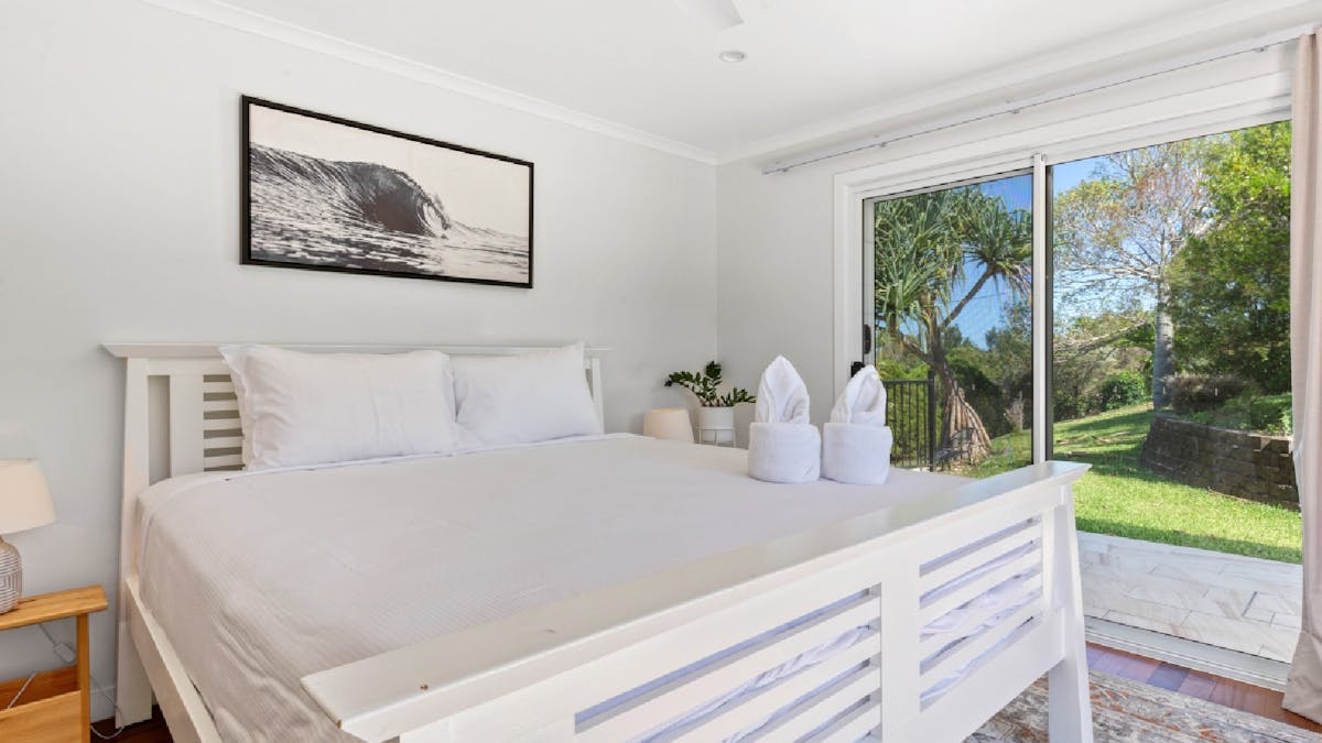 Queen bedroom