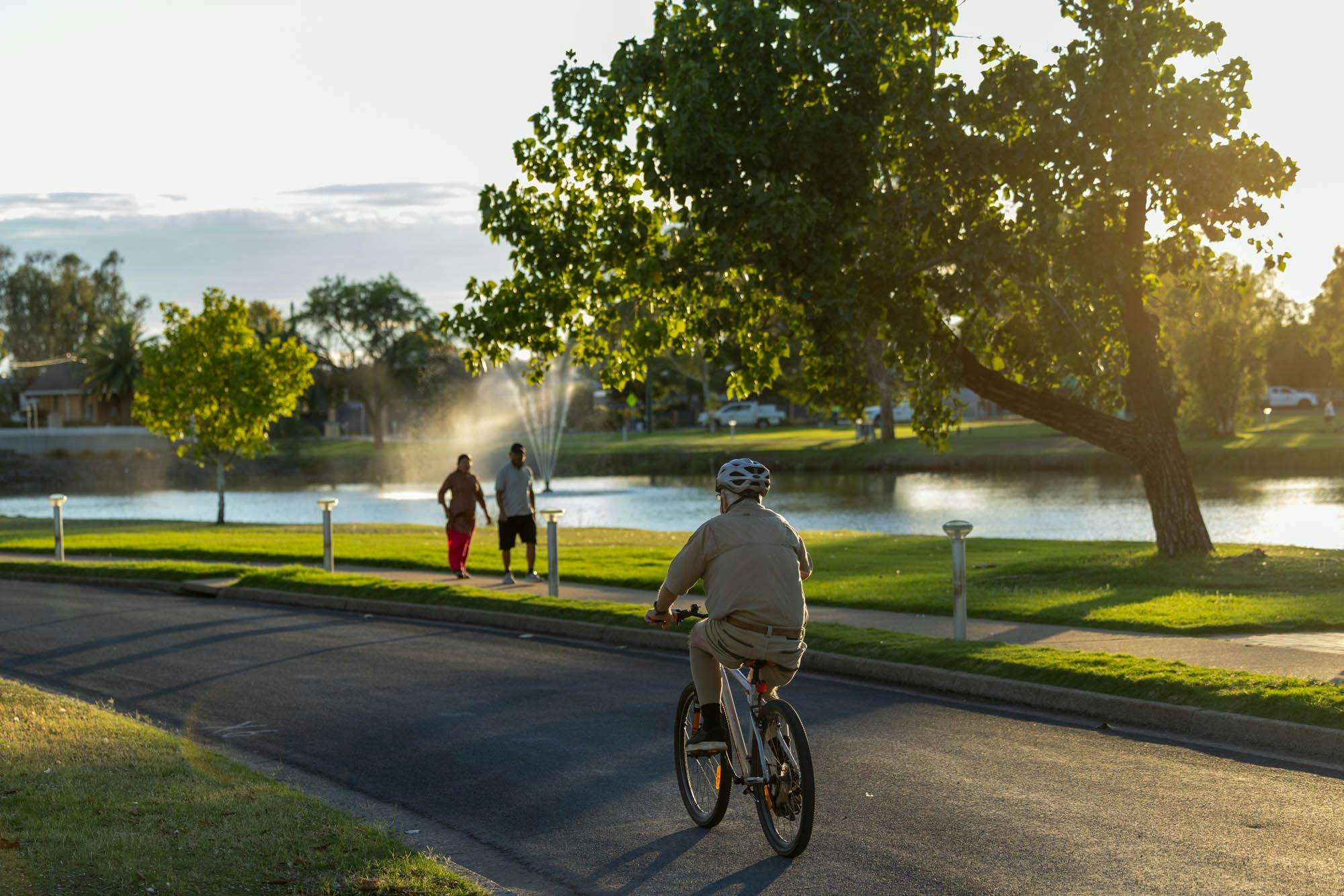 Lake Forbes Recreational Lifestyle Cycling Bike Riding